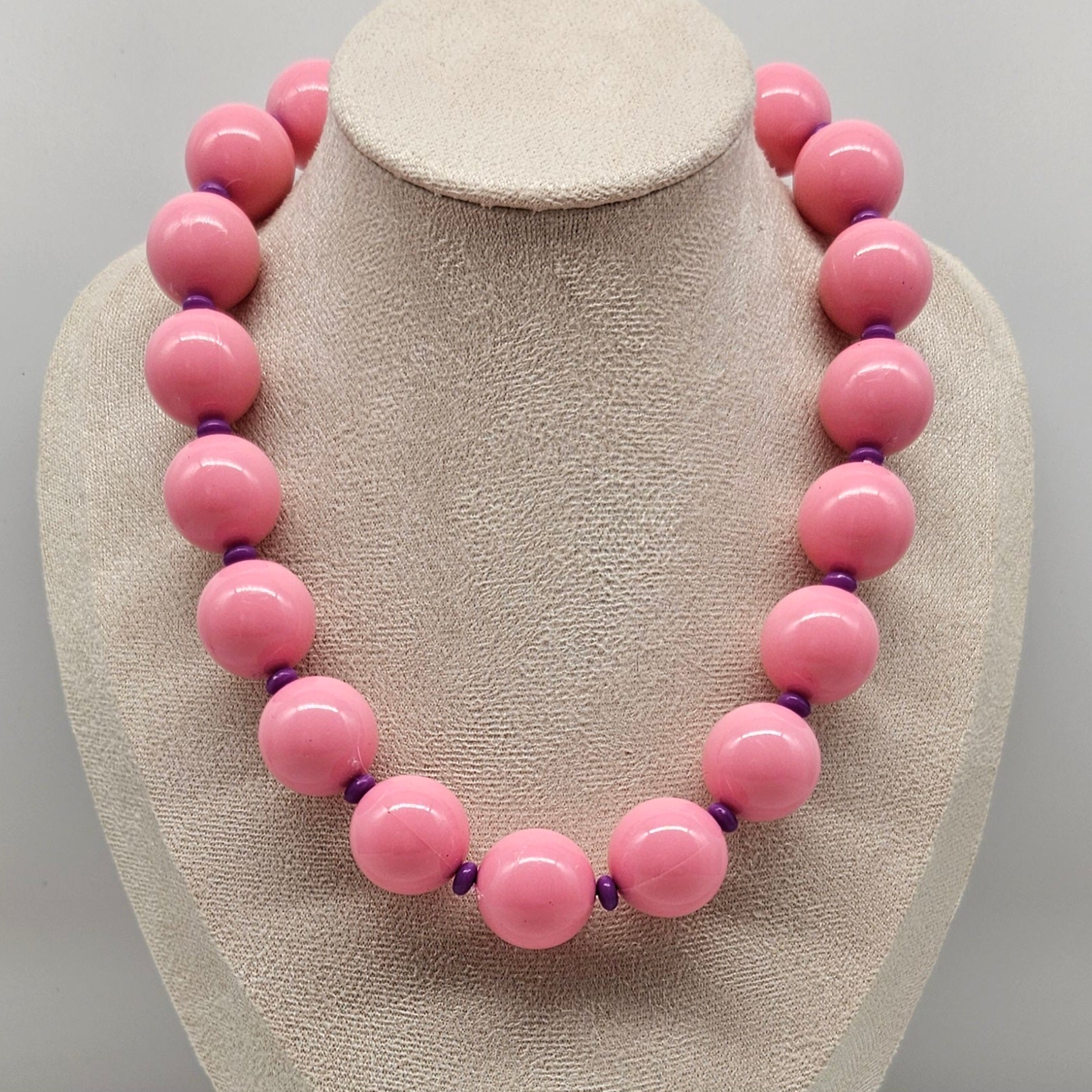 Guava Pop Marco Necklace