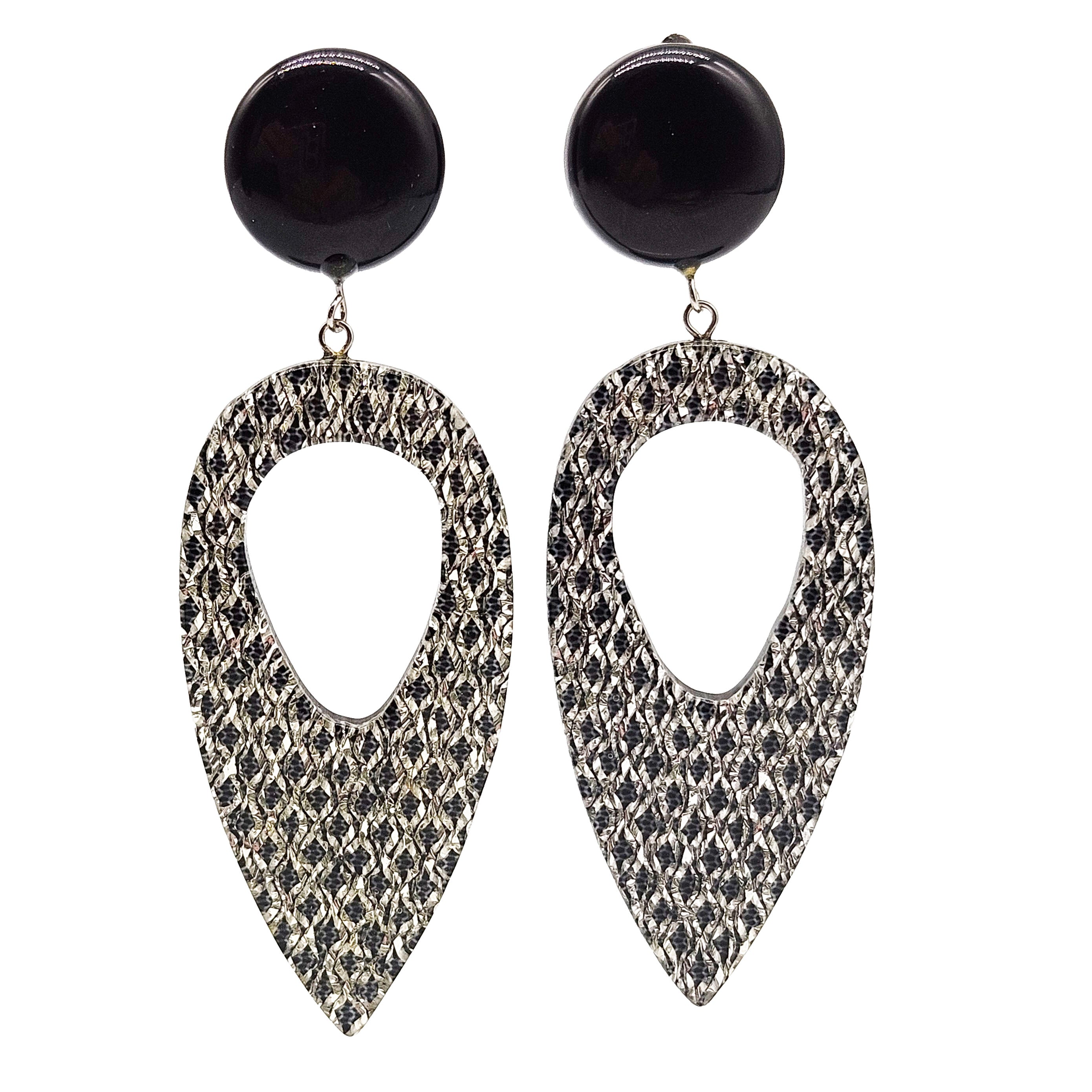 Vintage Archives: Silver Static Drop Clip On Earrings