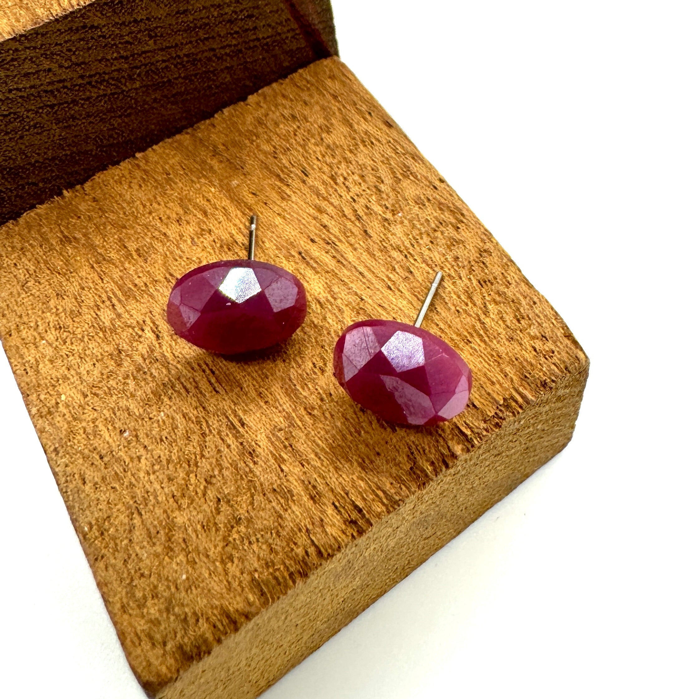 Ruby Luster Oval Earrings *