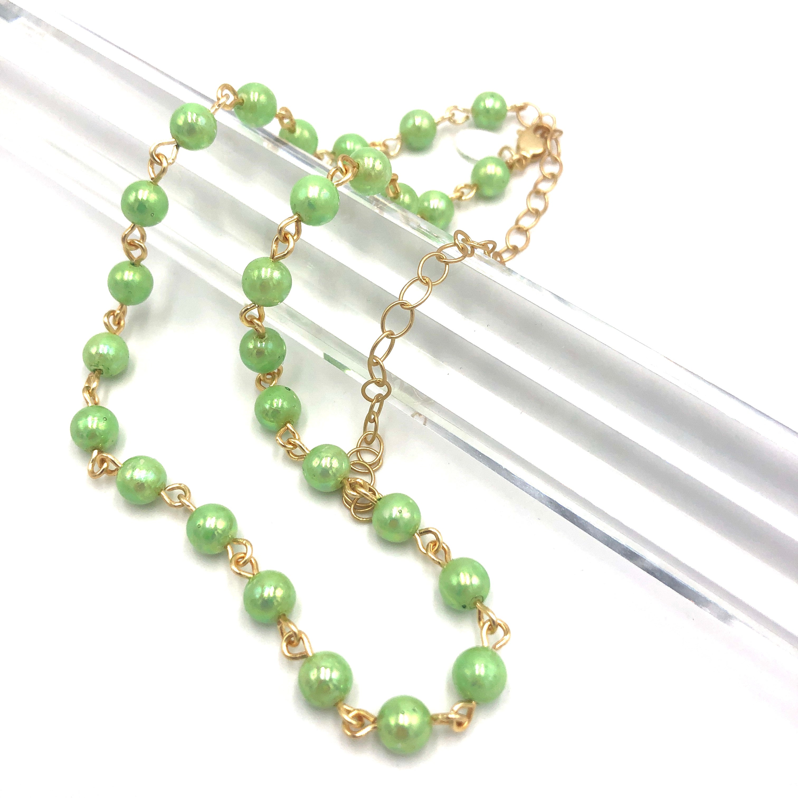 Green Luster Pearlized Amelia Necklace *