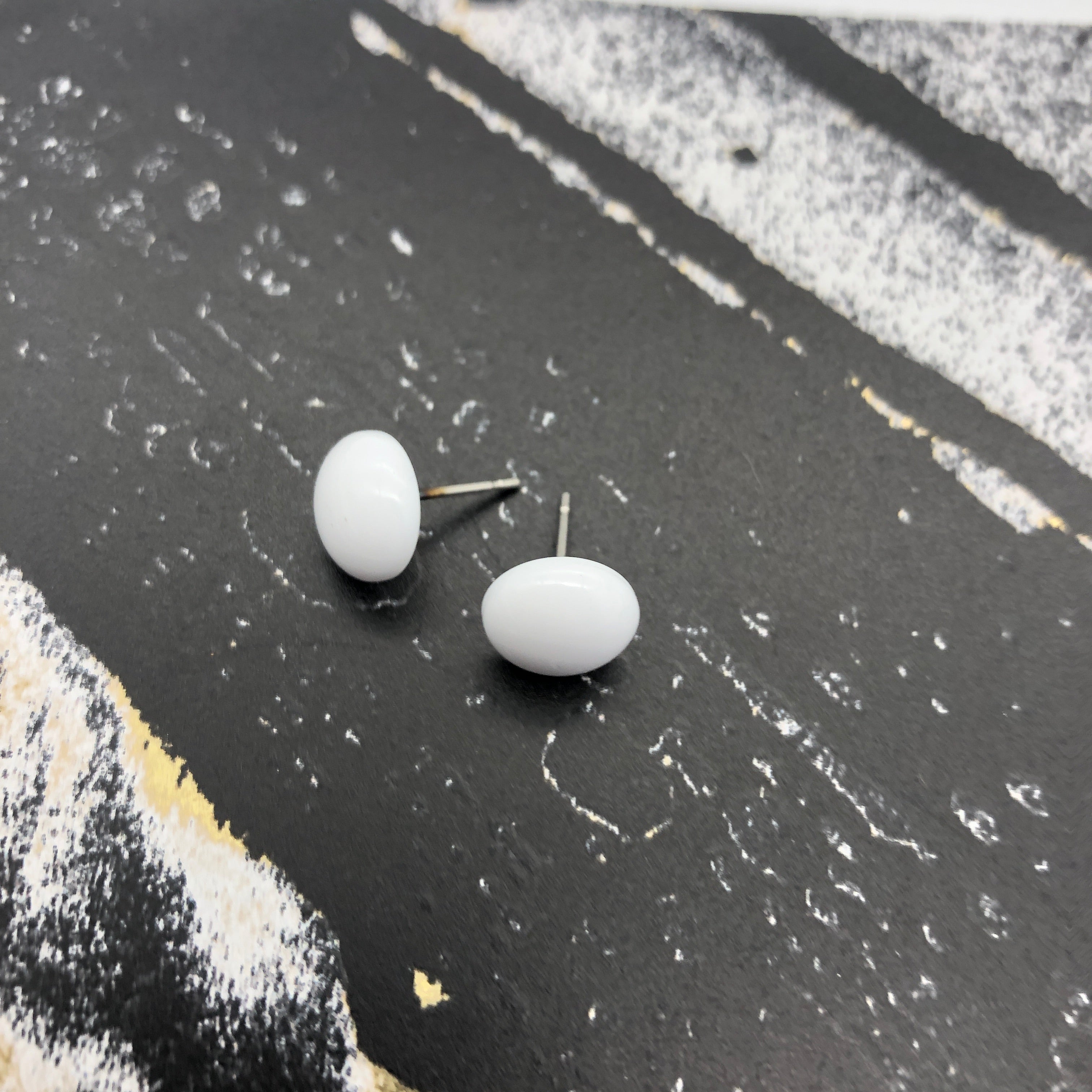 Small Retro Button Stud Earrings