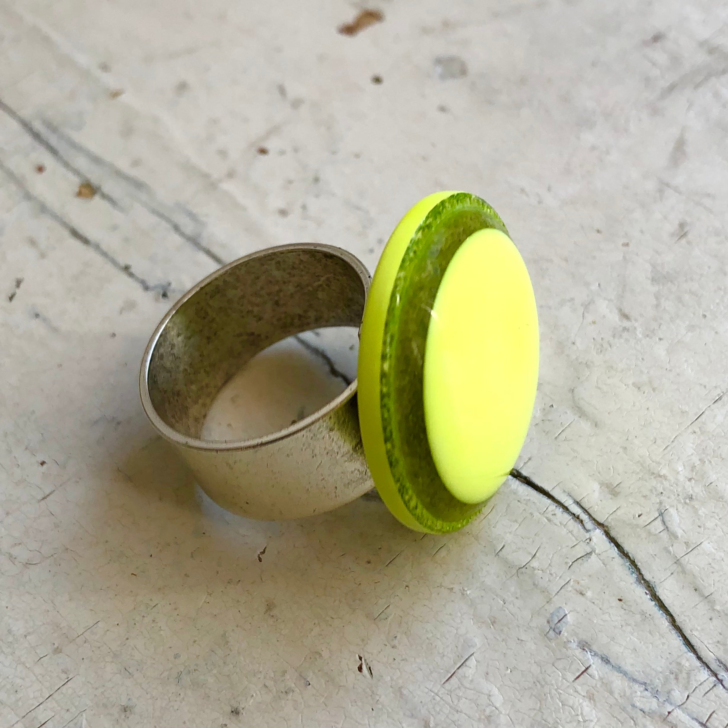 Glitter Resin Disc Cocktail Ring