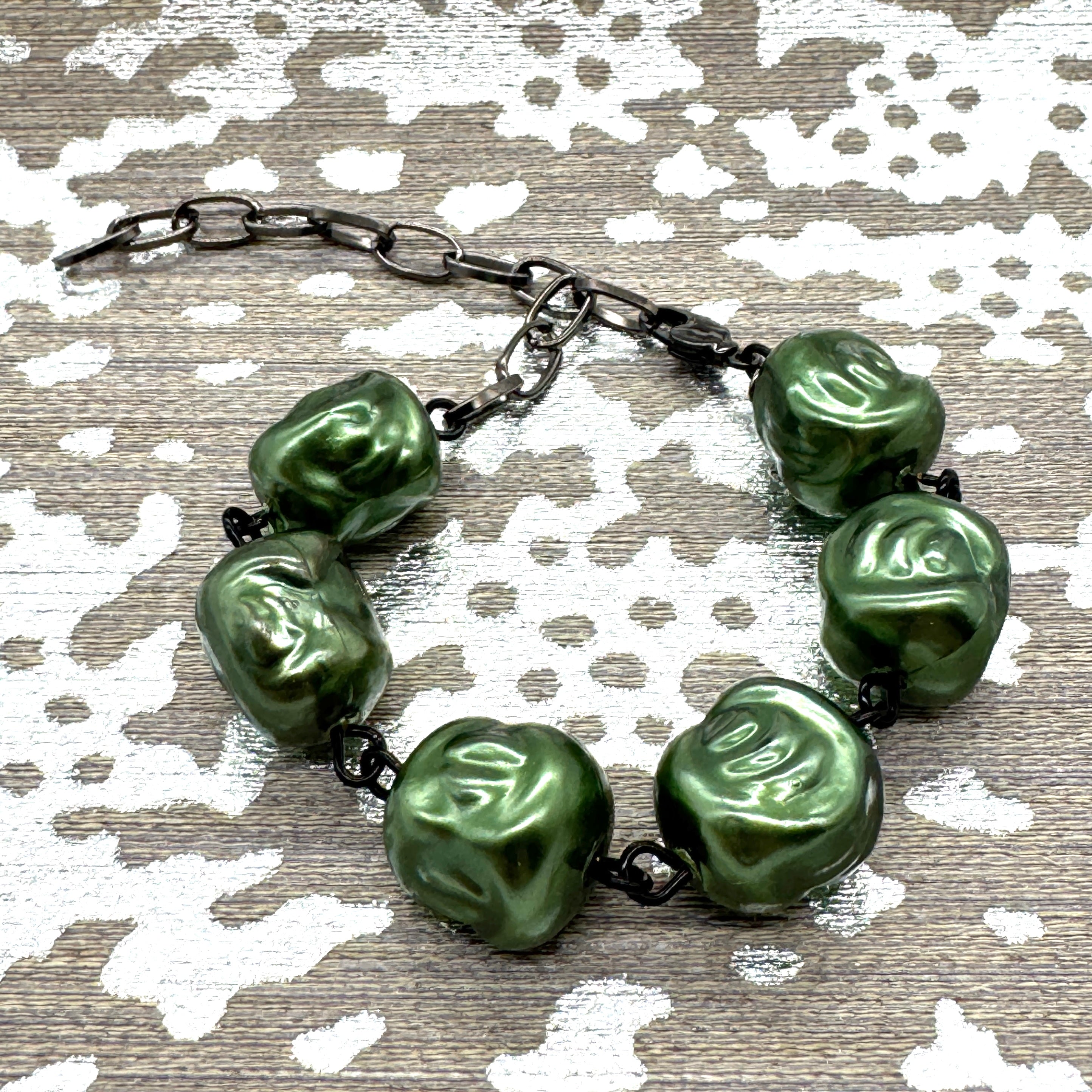 Hollow Evergreen Betsy Bracelet *
