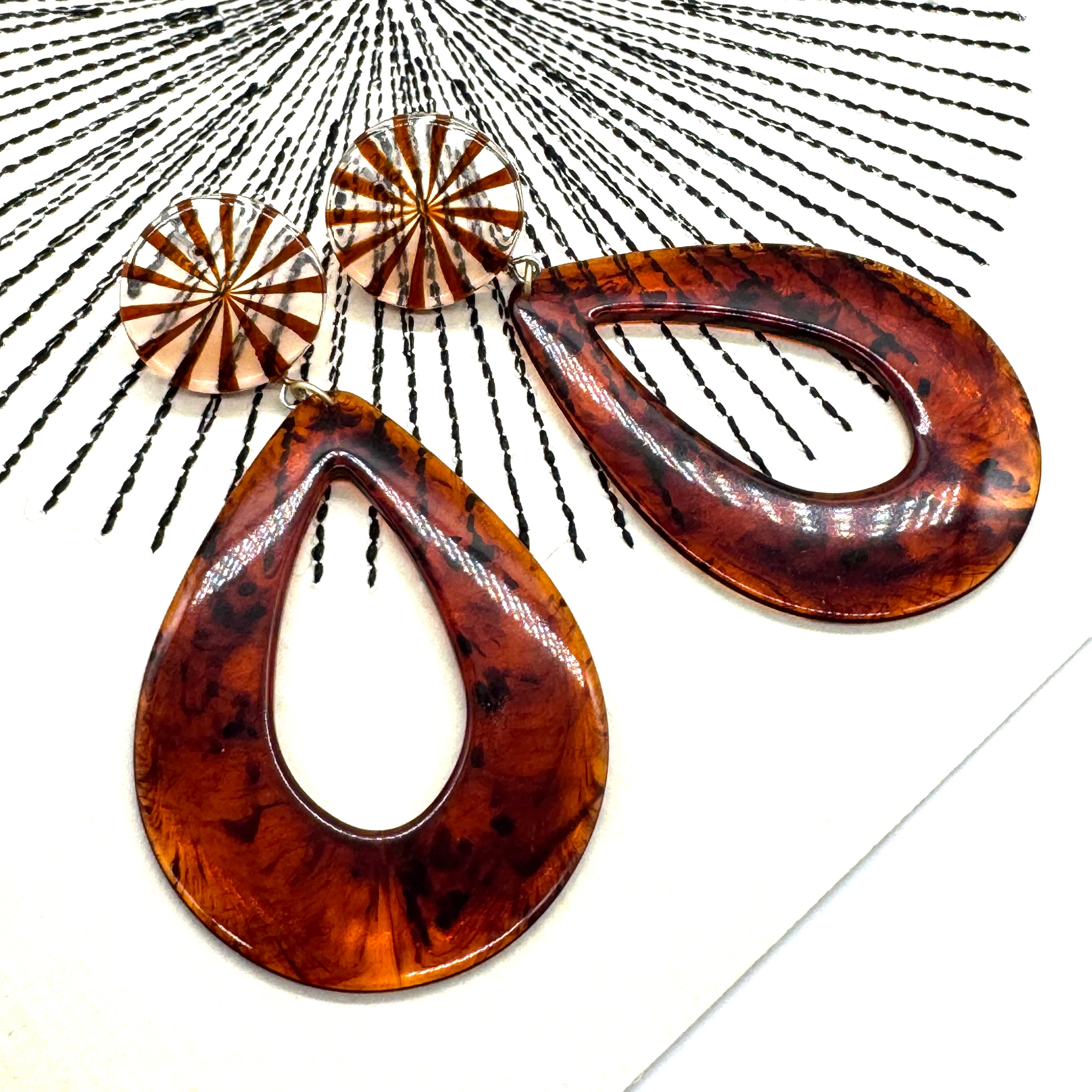 Tortoise Teardrop Donut Earrings