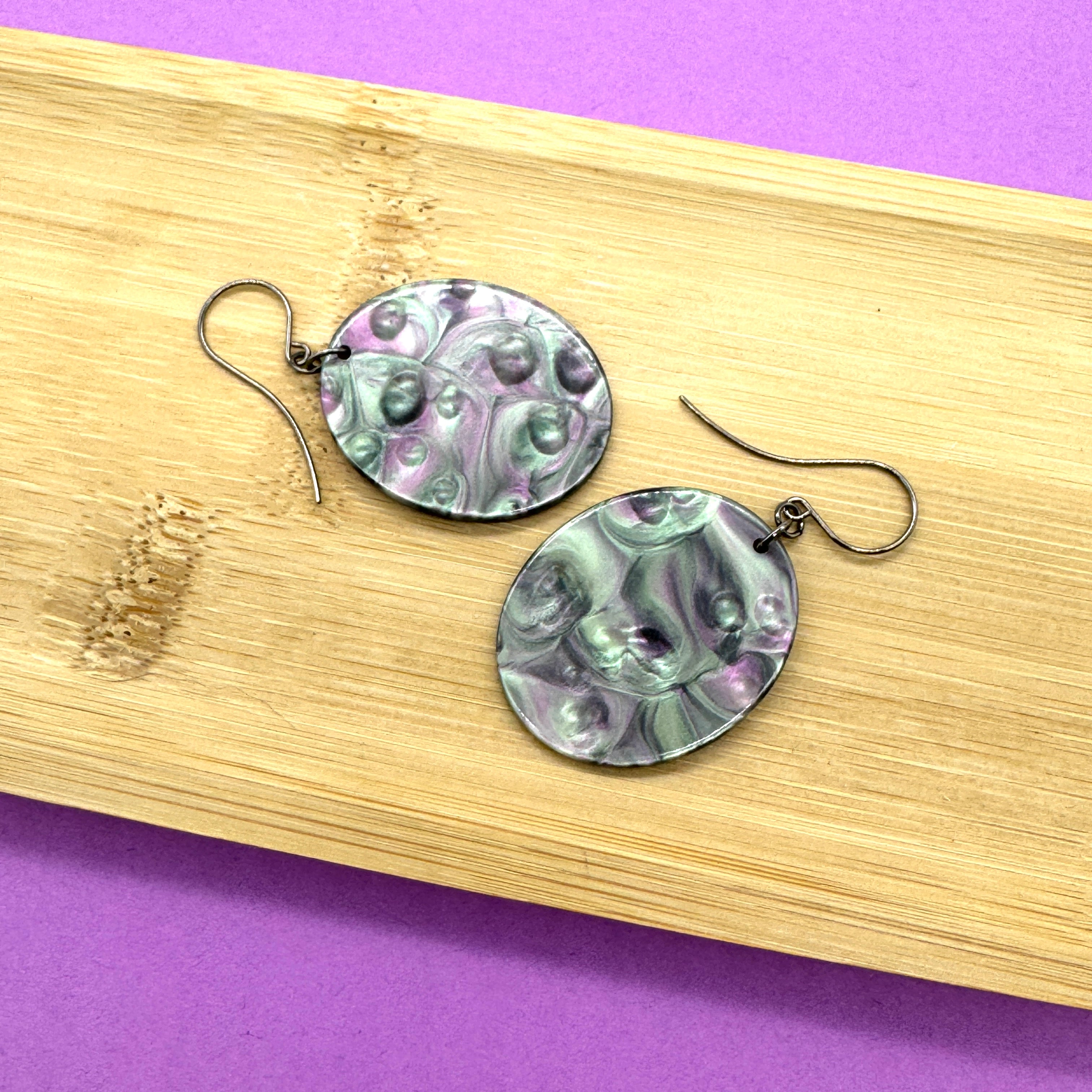 Moonlit Grey Gleam Earrings
