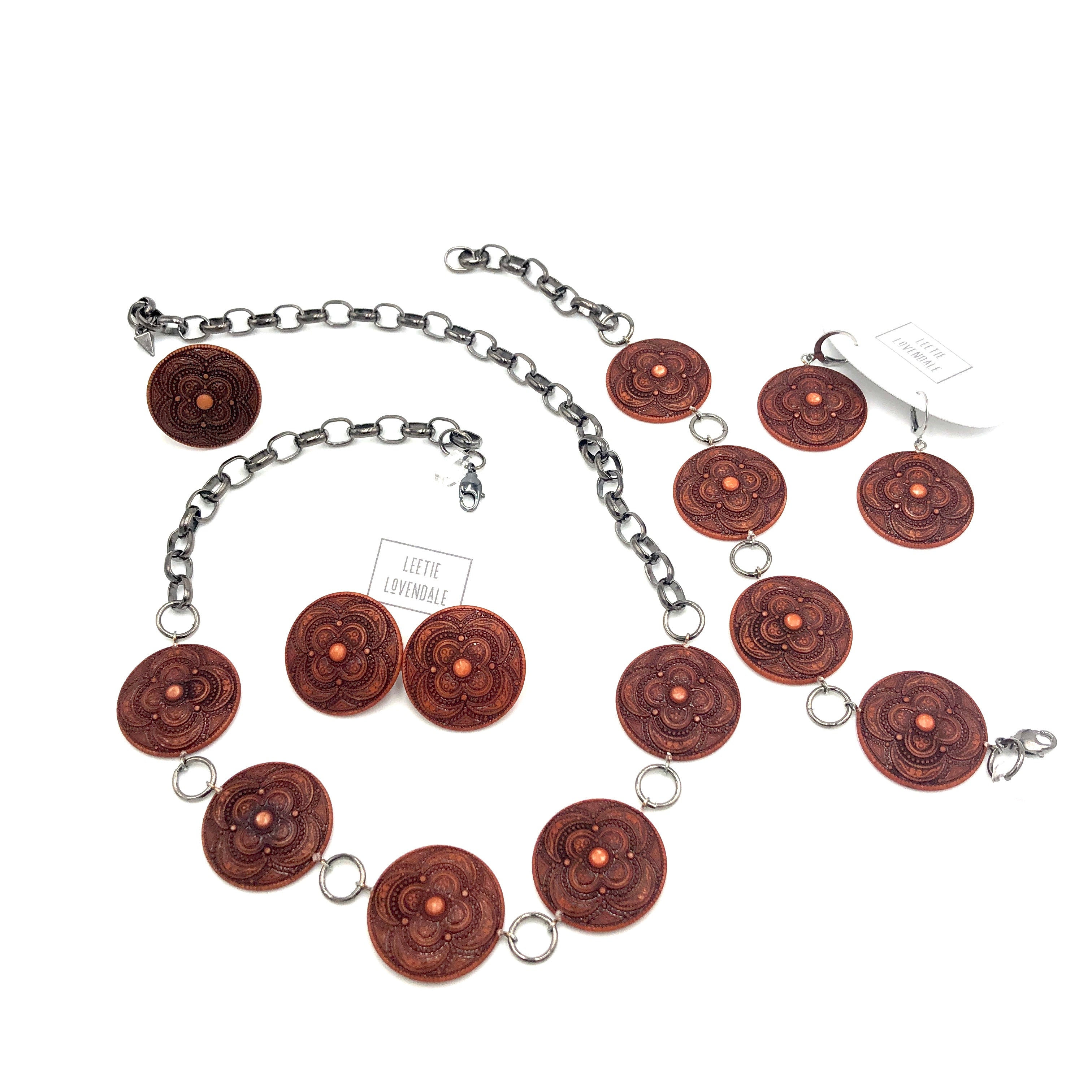 carved henna jewelry