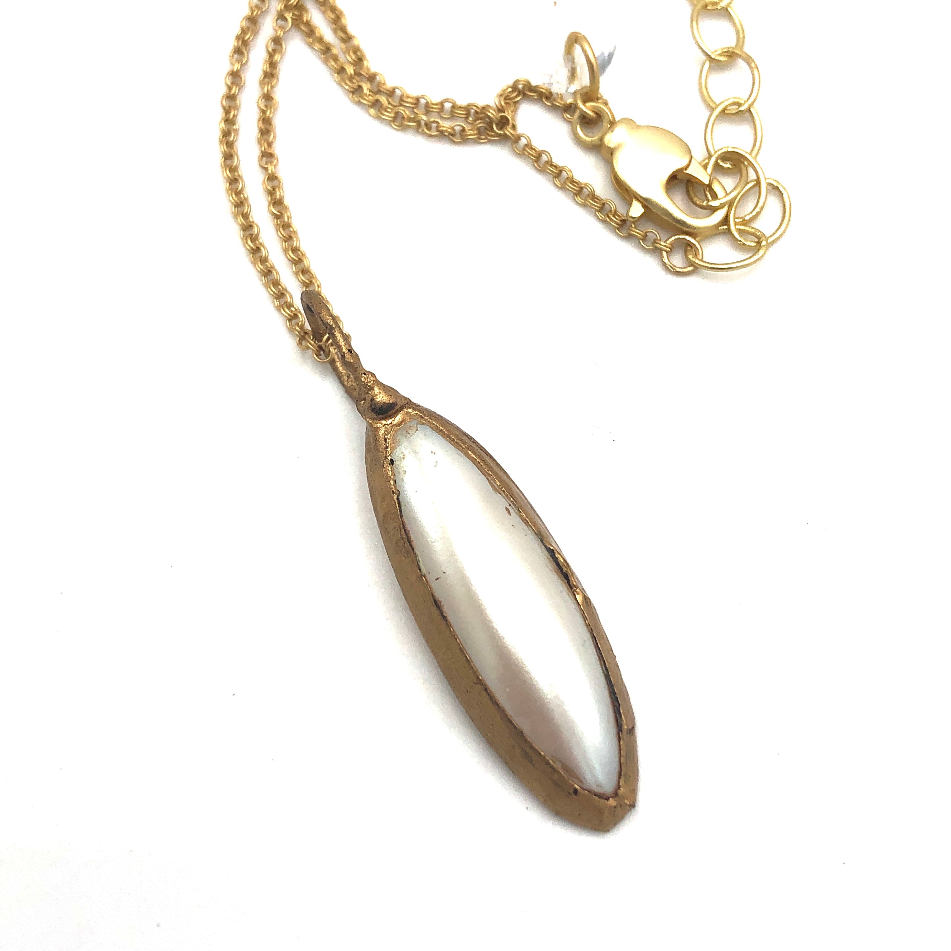 Aged Pearl Marquis &amp; Matte Gold Layering Necklace - Shortie
