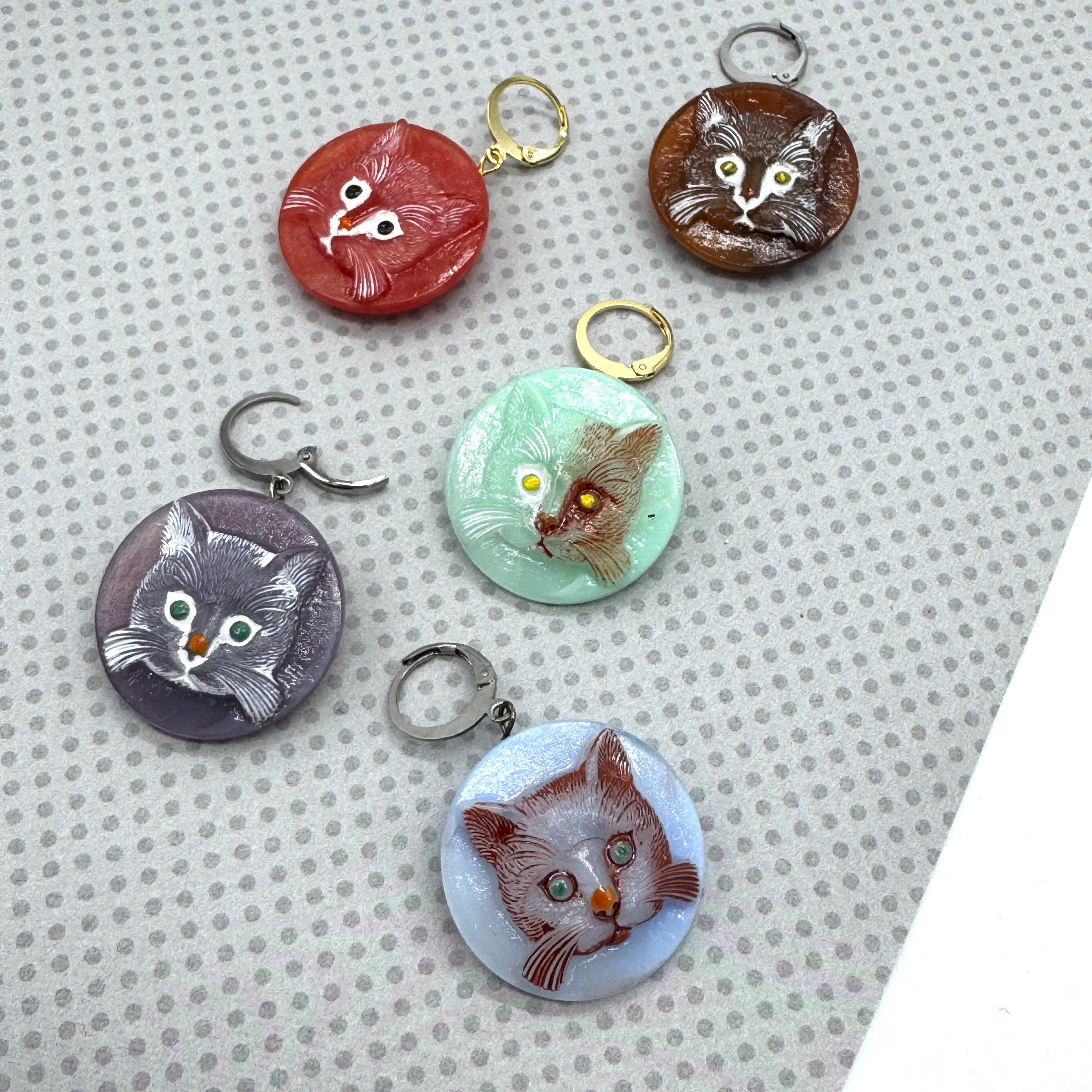 Cat Lady Charms! Vintage Glass Cats!