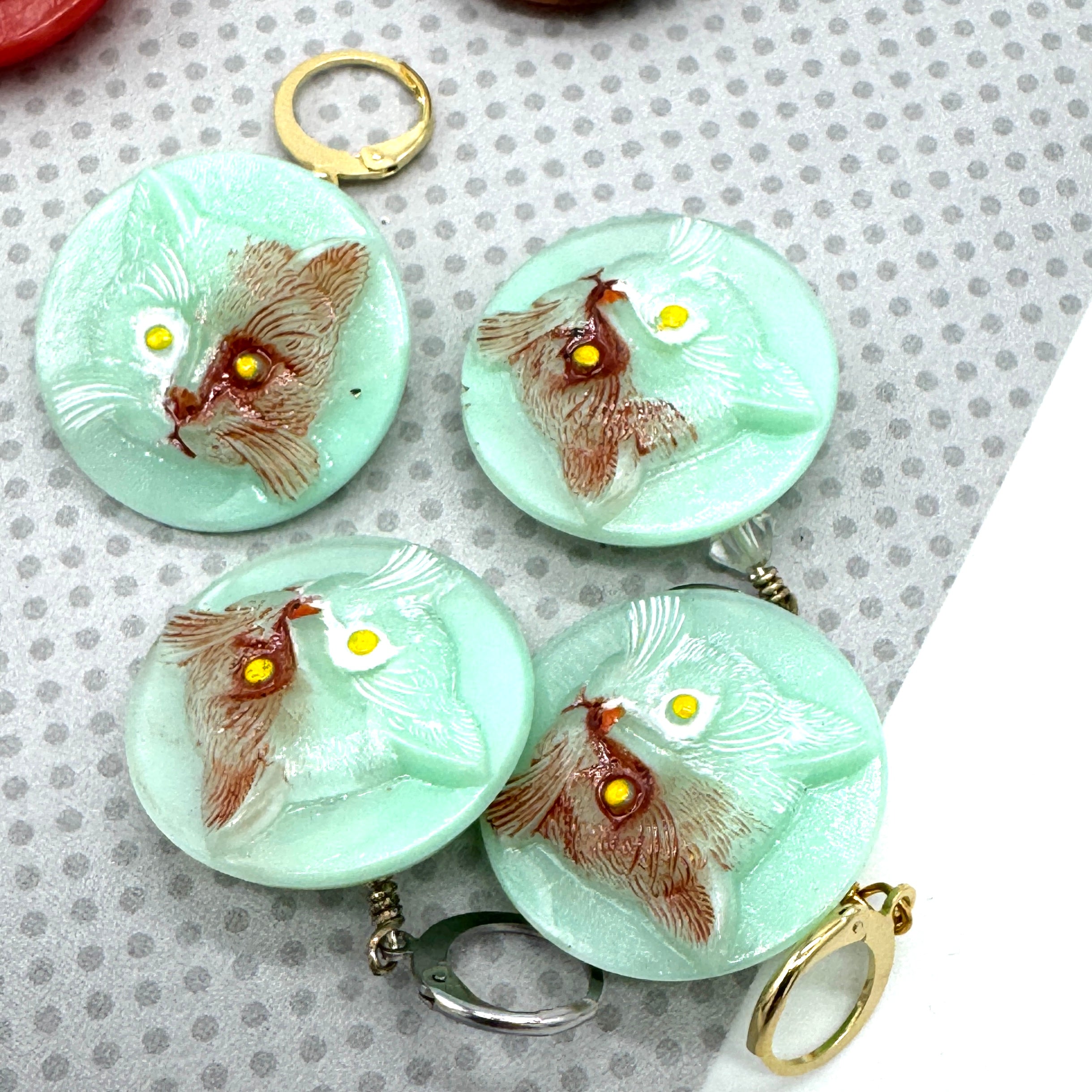 Cat Lady Charms! Vintage Glass Cats!