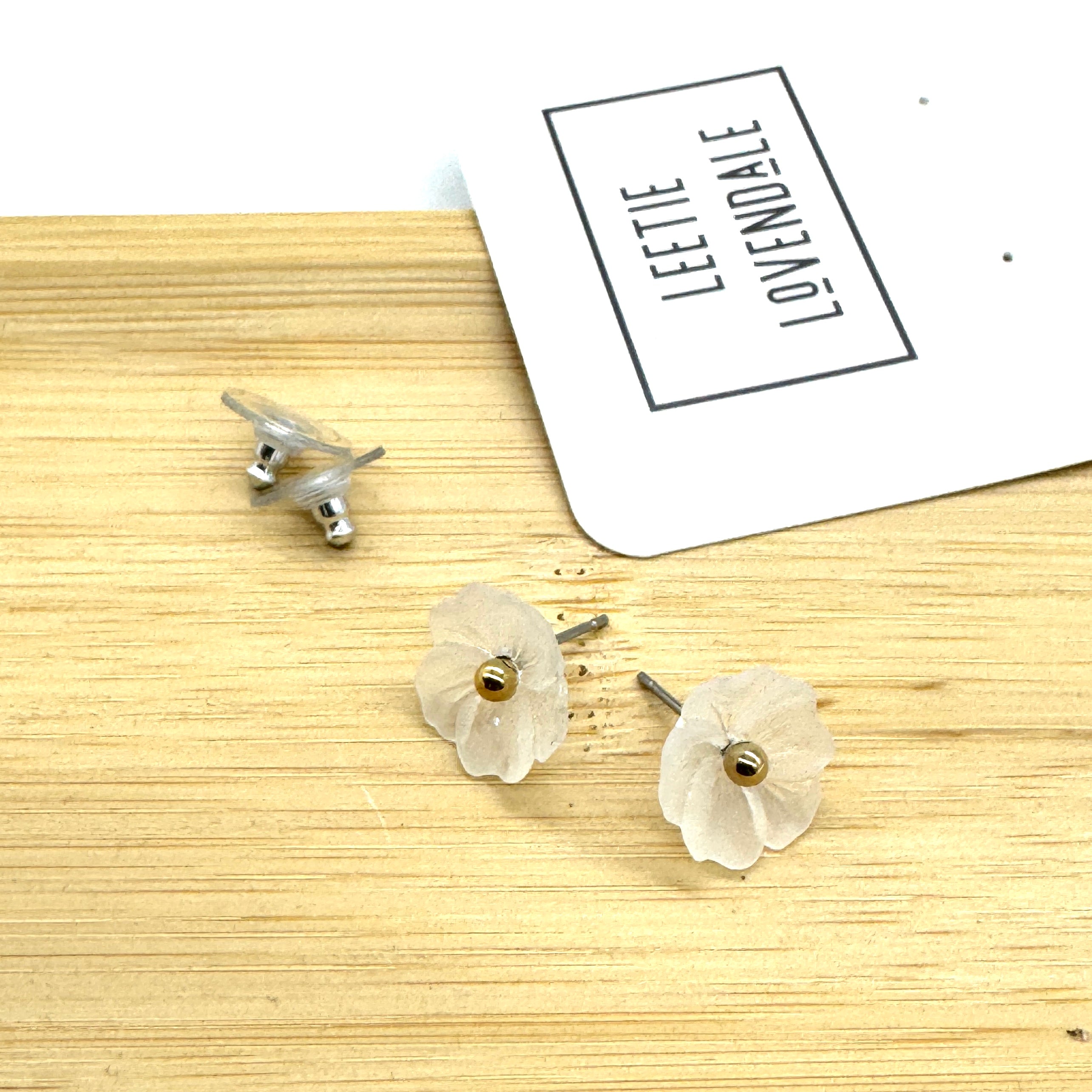 Frosted Poppy Studs – Vintage Lucite & Brass Floral Earrings