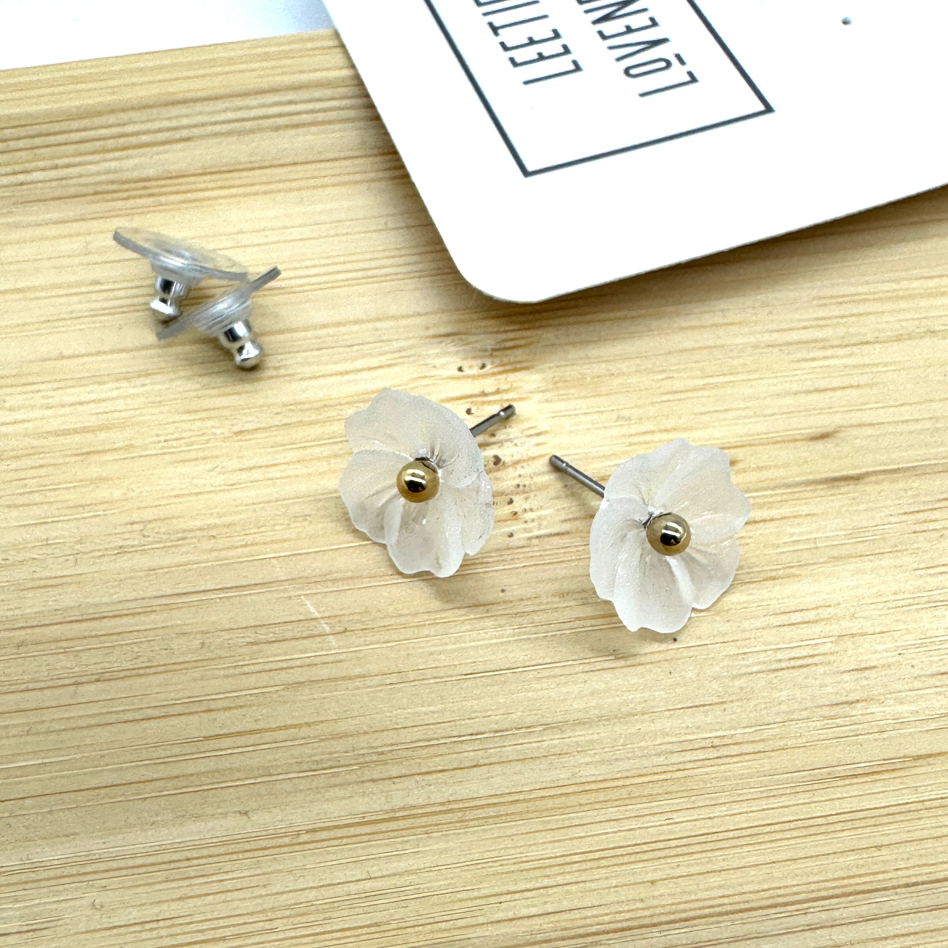 Frosted Poppy Studs – Vintage Lucite & Brass Floral Earrings