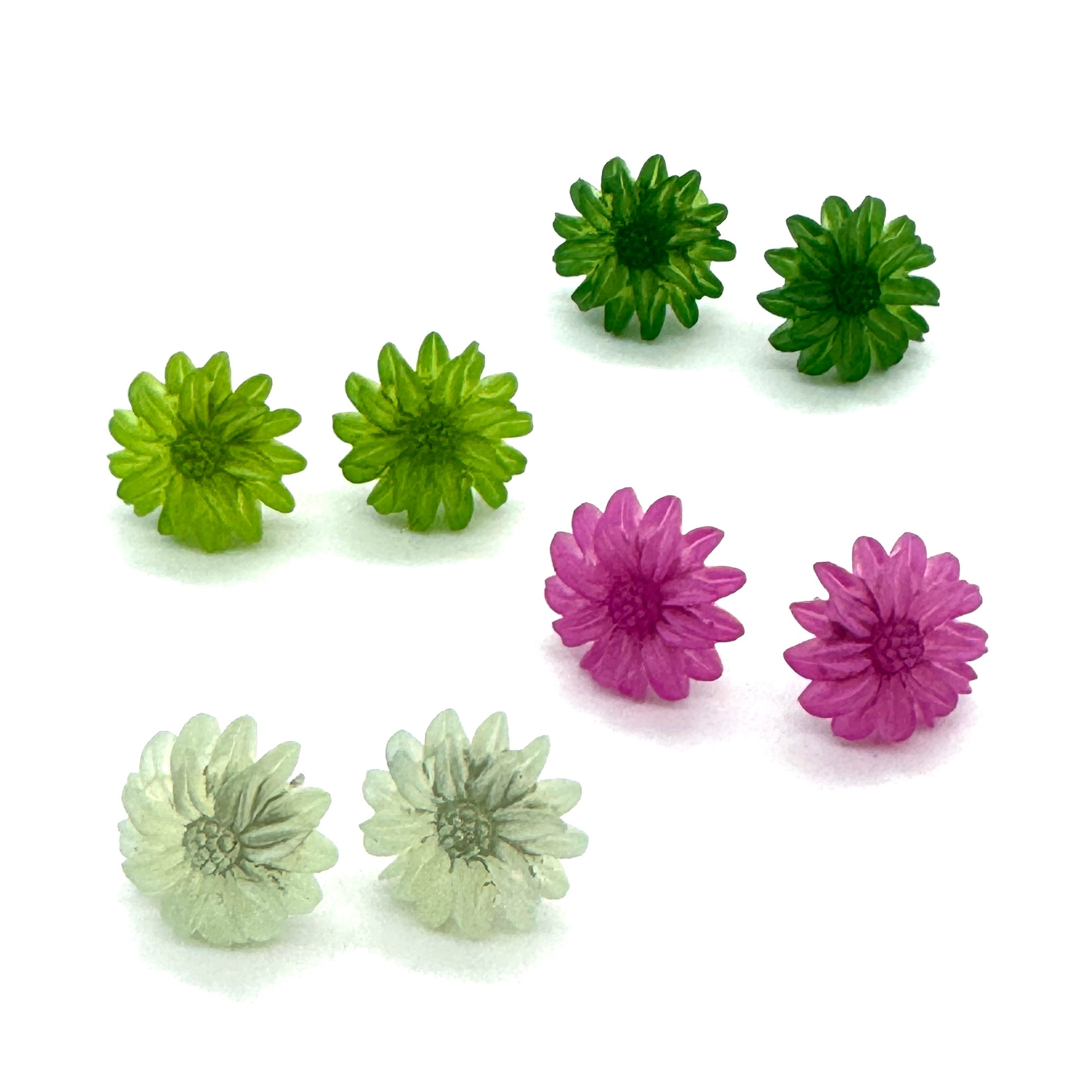 Mini Daisy Stud Earrings – Vintage 90s Resin Florals