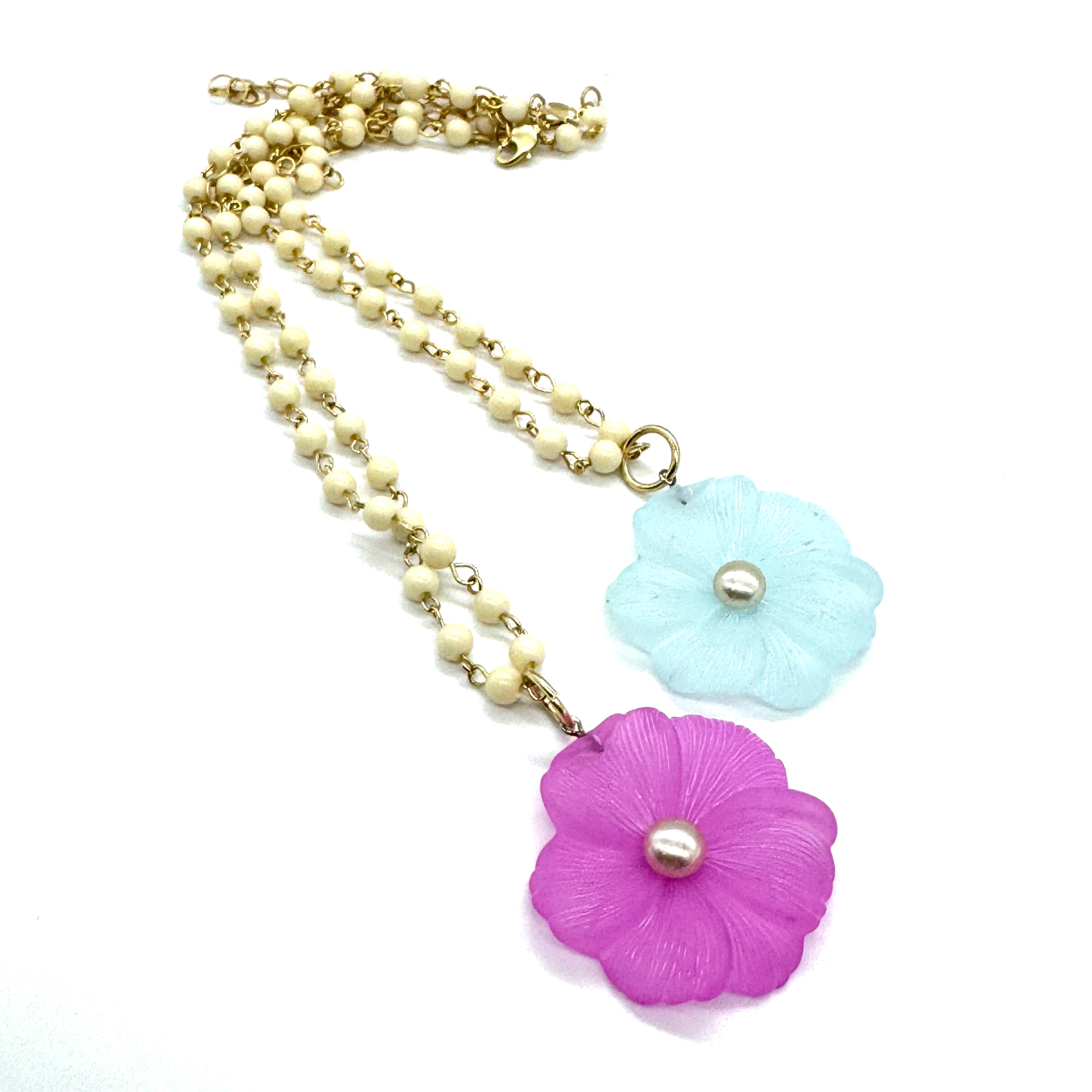 Frosted Dahlia Pendant Necklace – Vintage Lucite & Beaded Floral