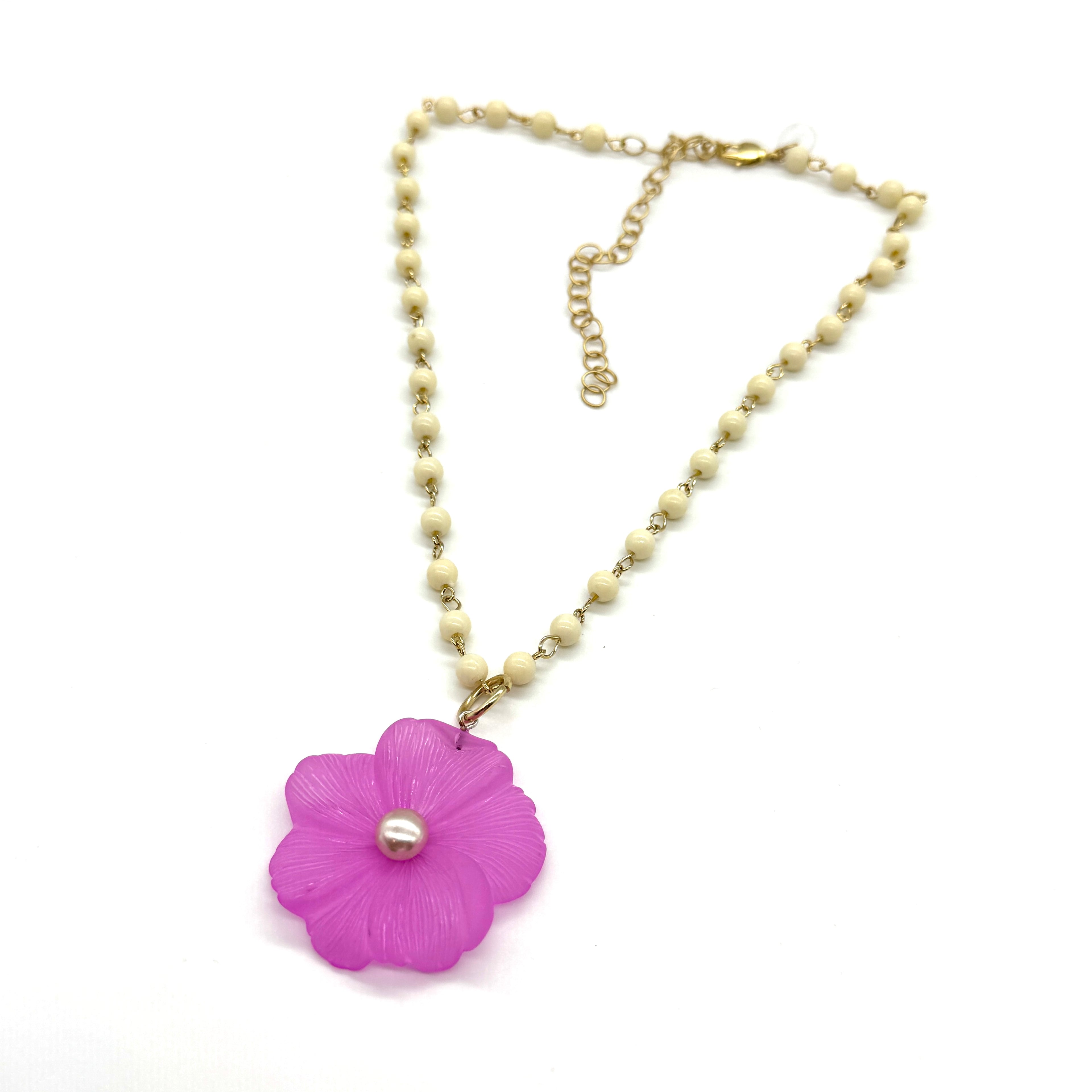 Frosted Dahlia Pendant Necklace – Vintage Lucite & Beaded Floral