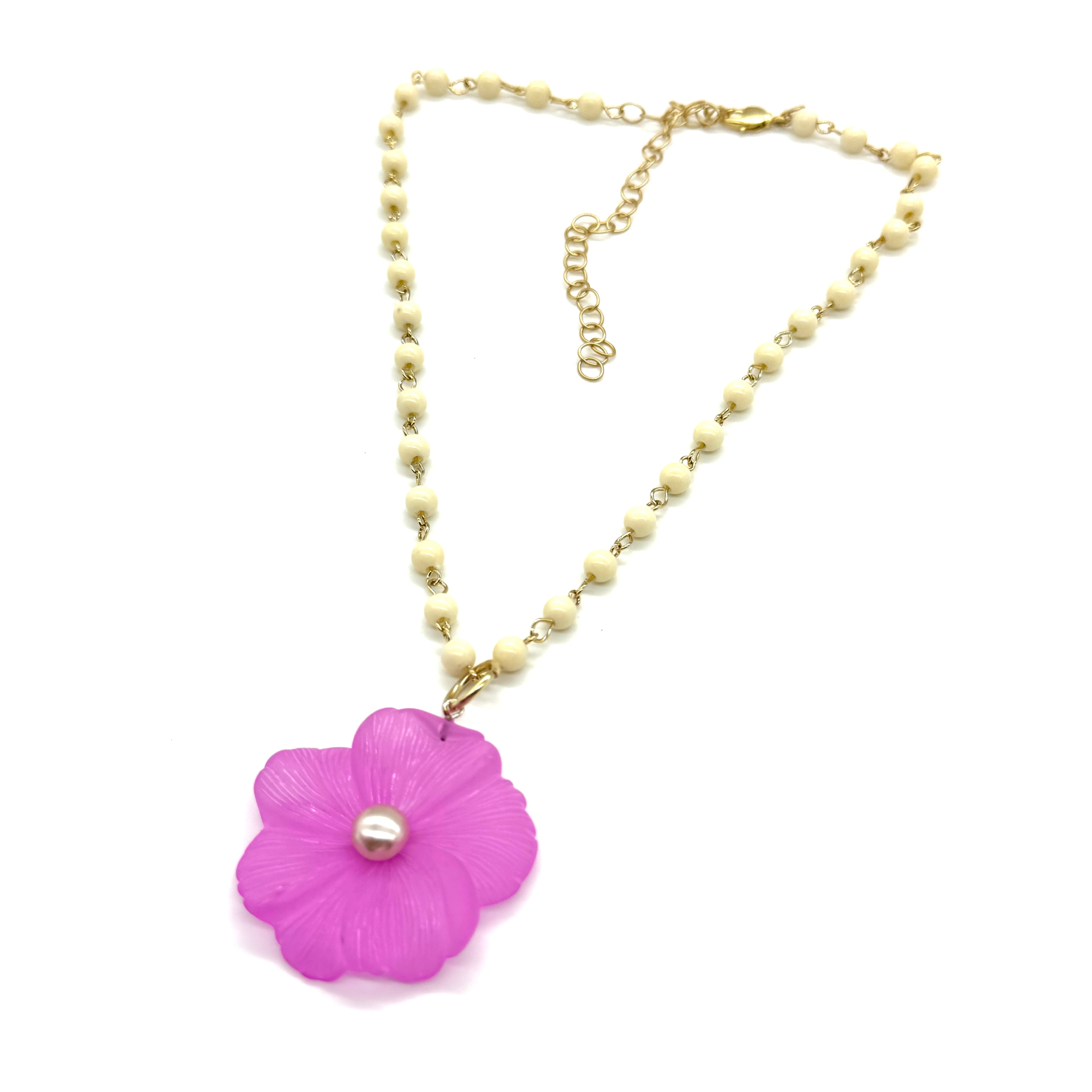 Frosted Dahlia Pendant Necklace – Vintage Lucite & Beaded Floral