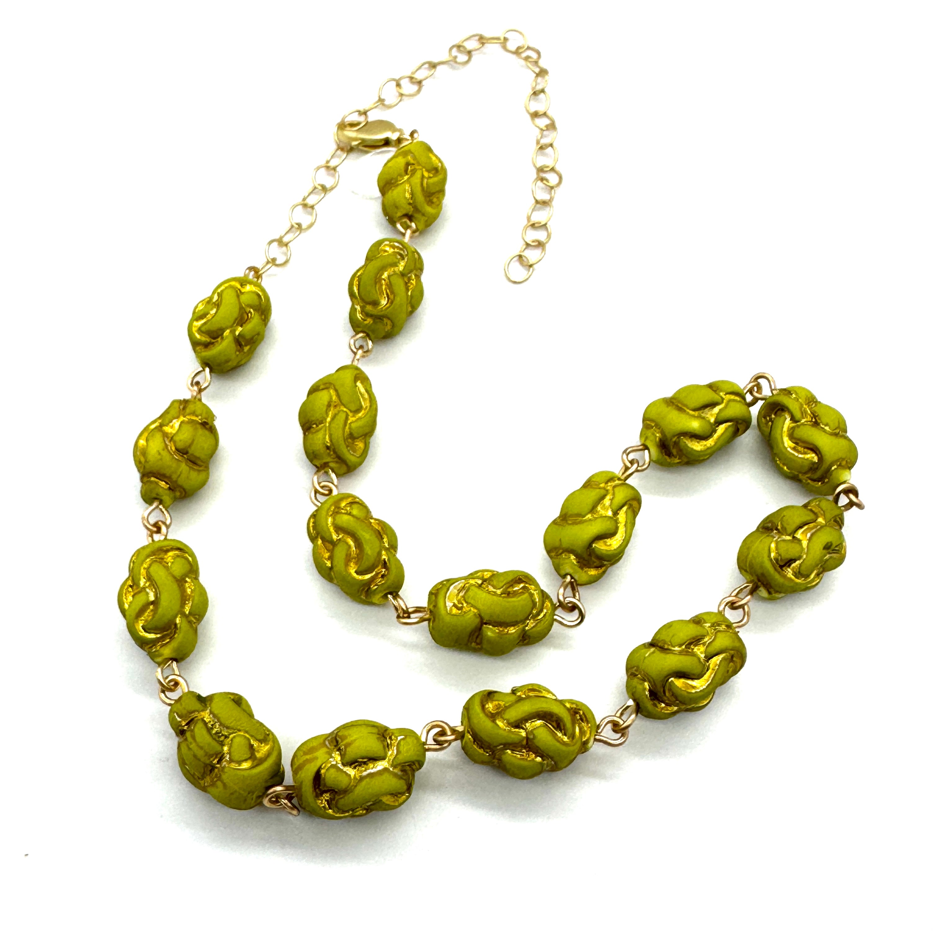 Infinity Knot Amelia Necklace