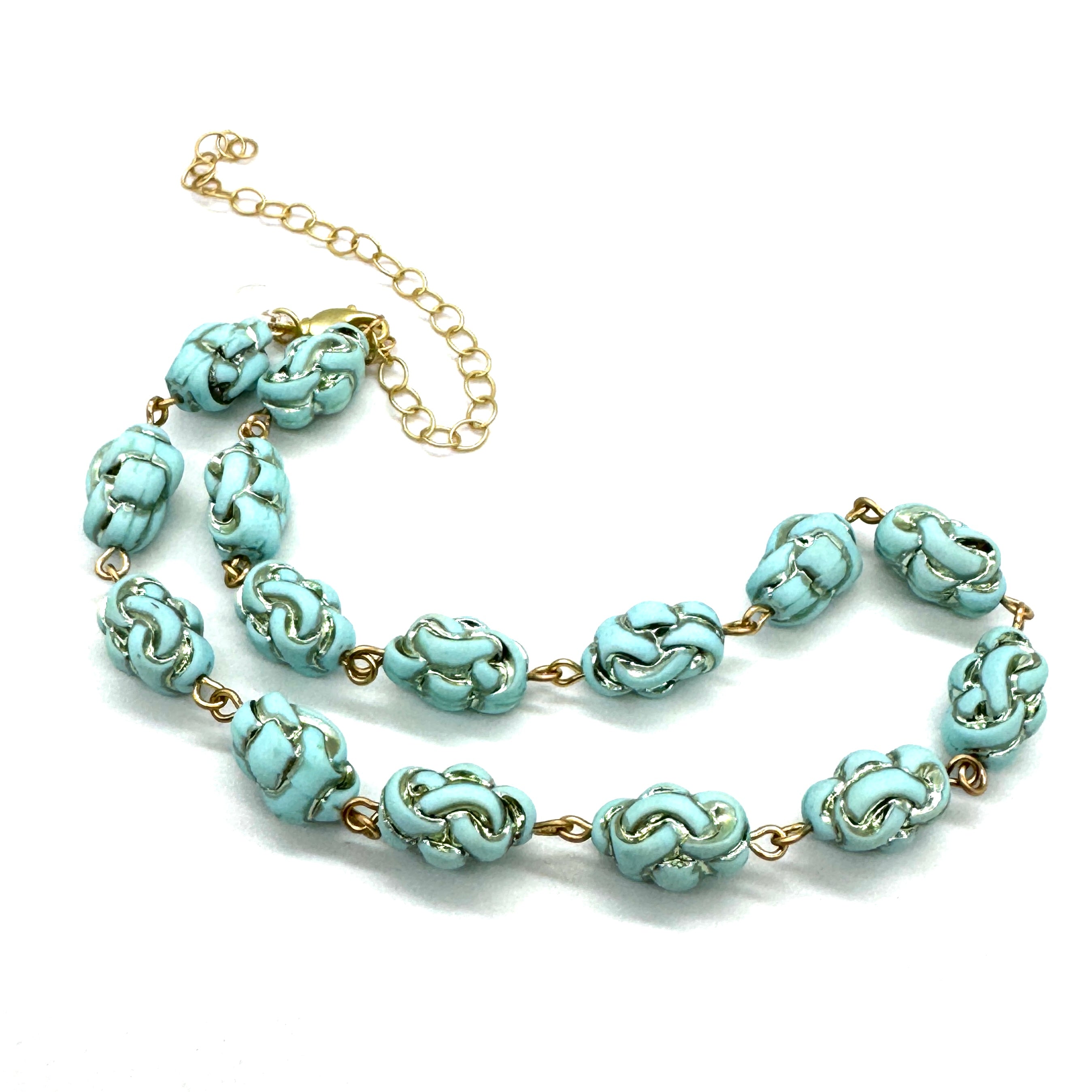 Infinity Knot Amelia Necklace