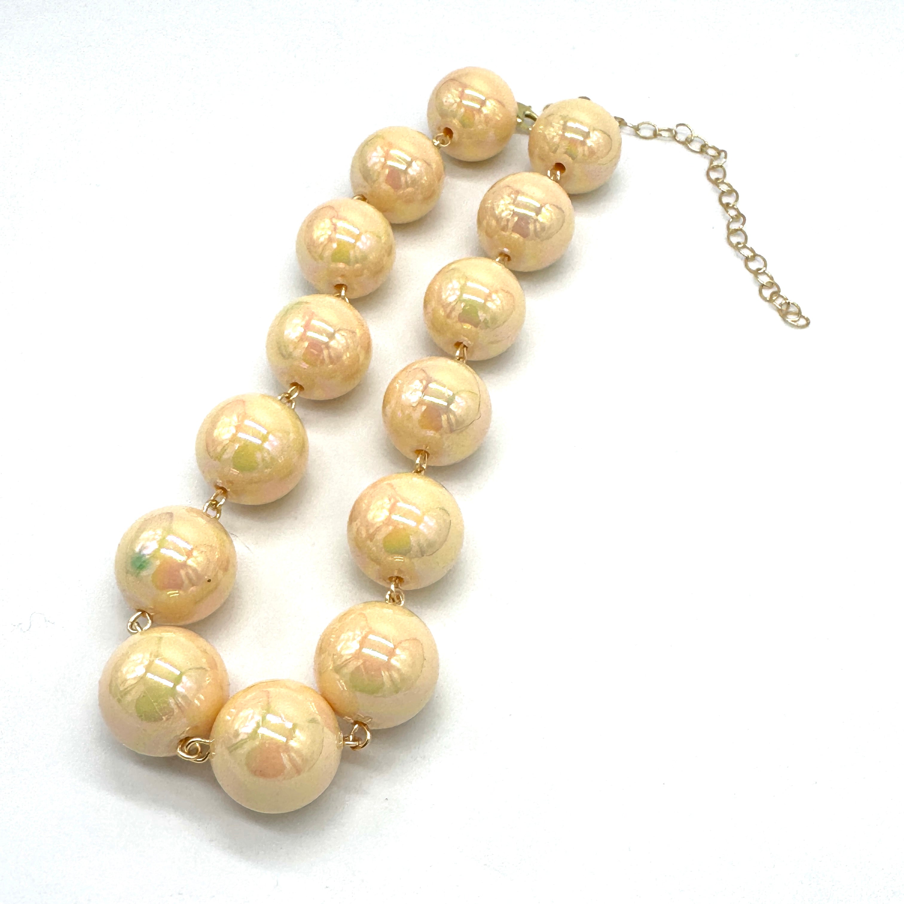 Cream Aurora Amelia Necklace
