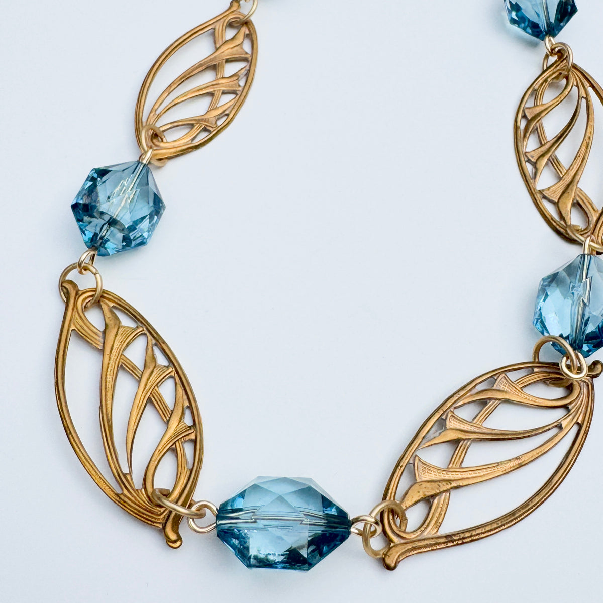 Blue Belle Époque Necklace