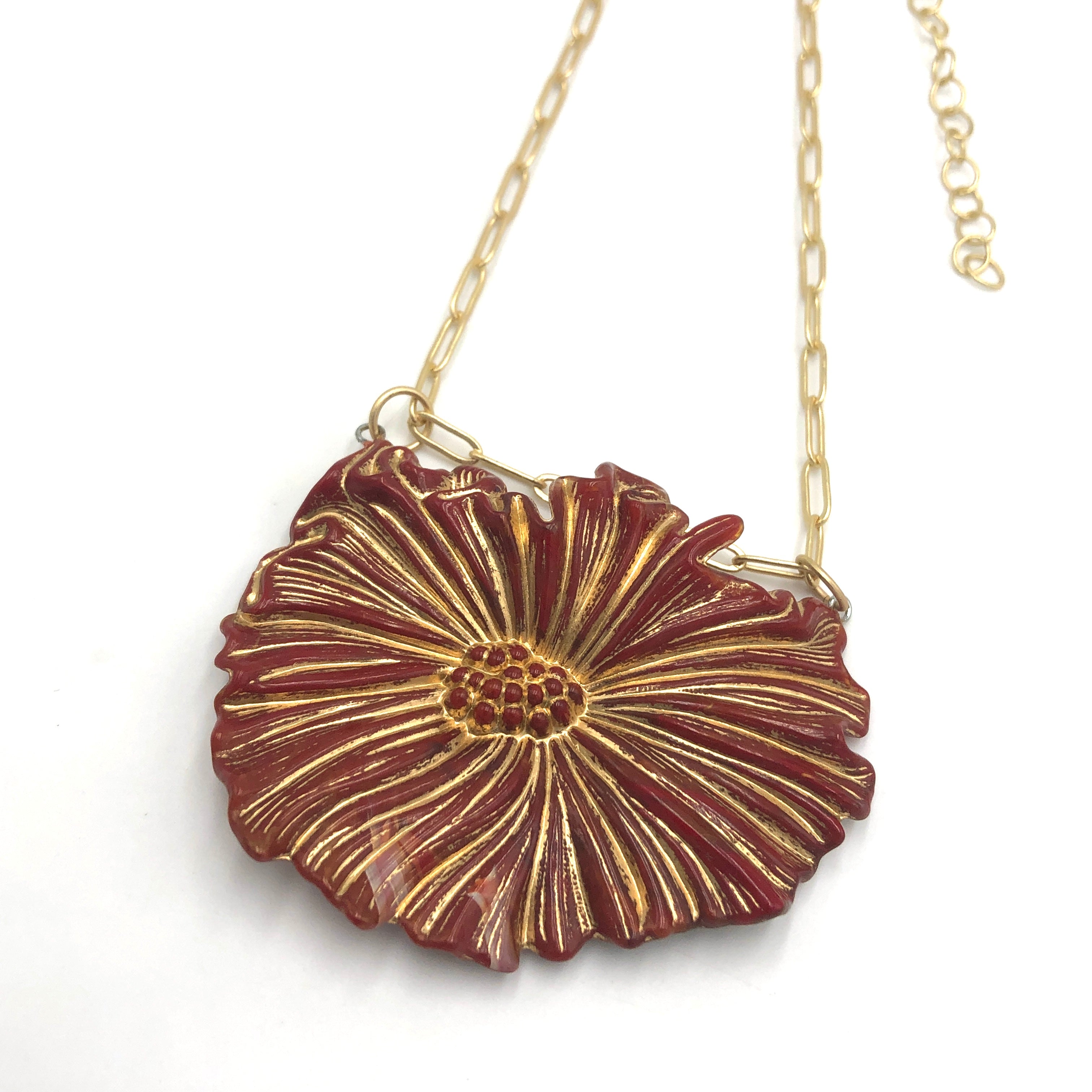 Cosmos Gilded Red Single Flower Necklace