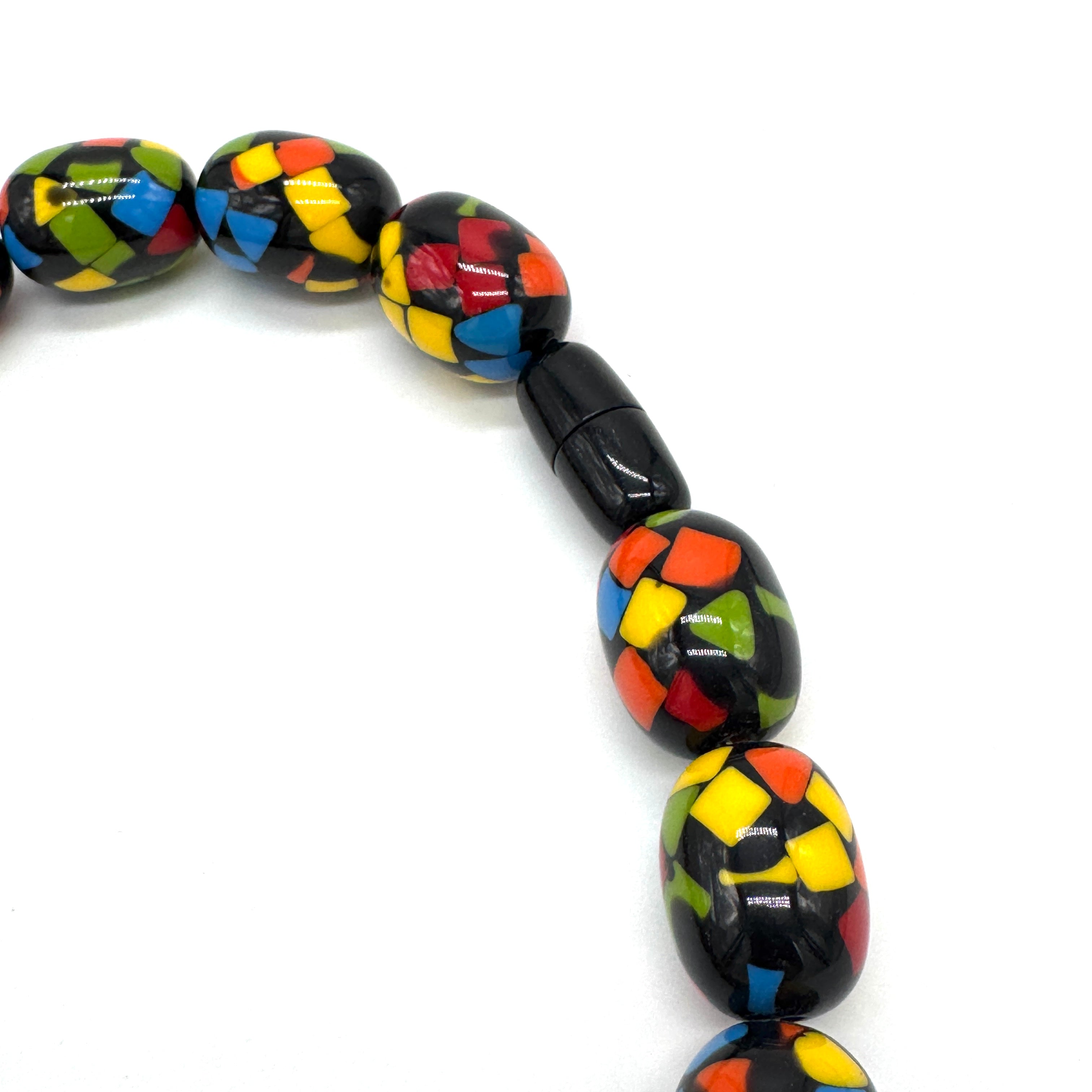 Crayon Confetti Oval Beaded Necklace - 3 colors