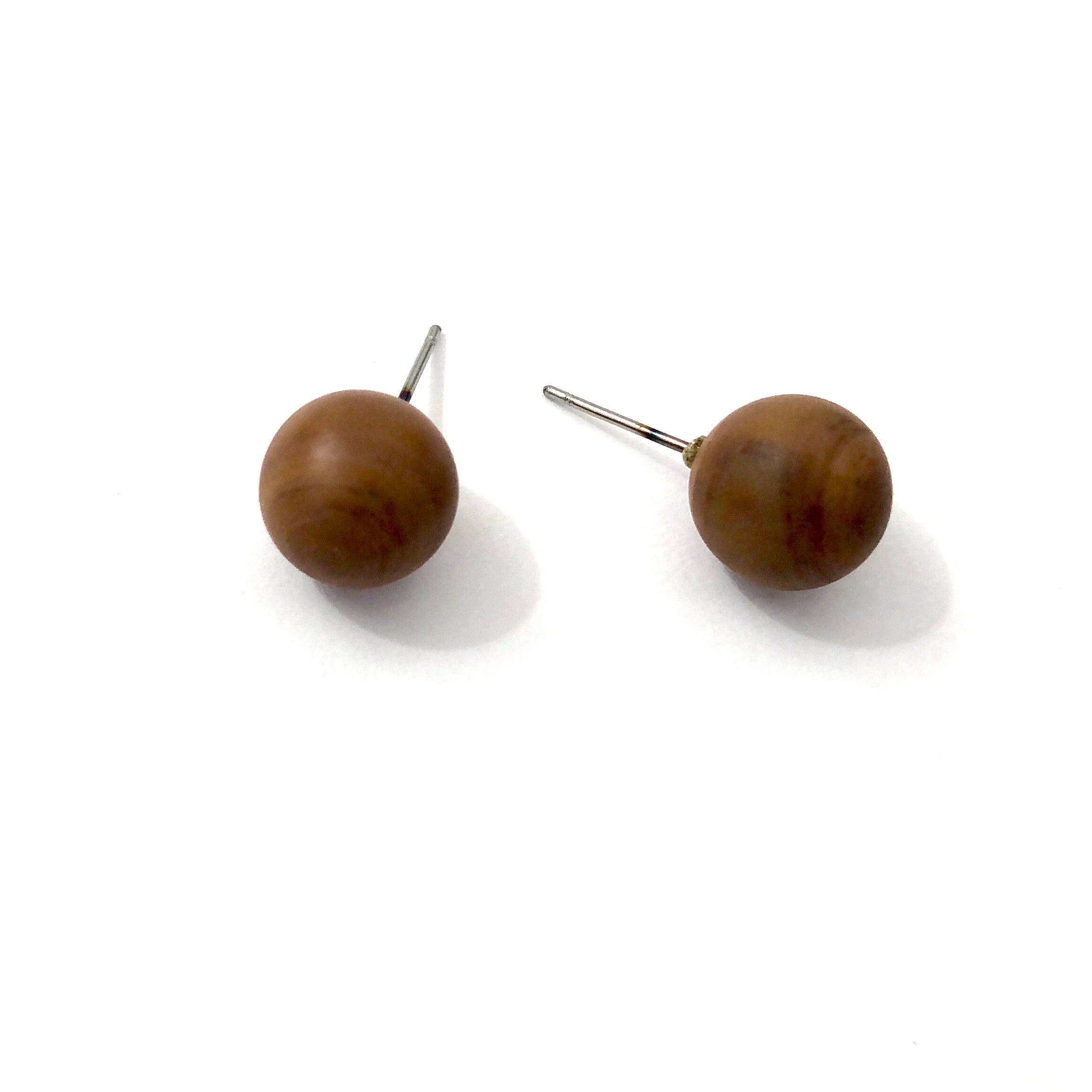 small stud earrings