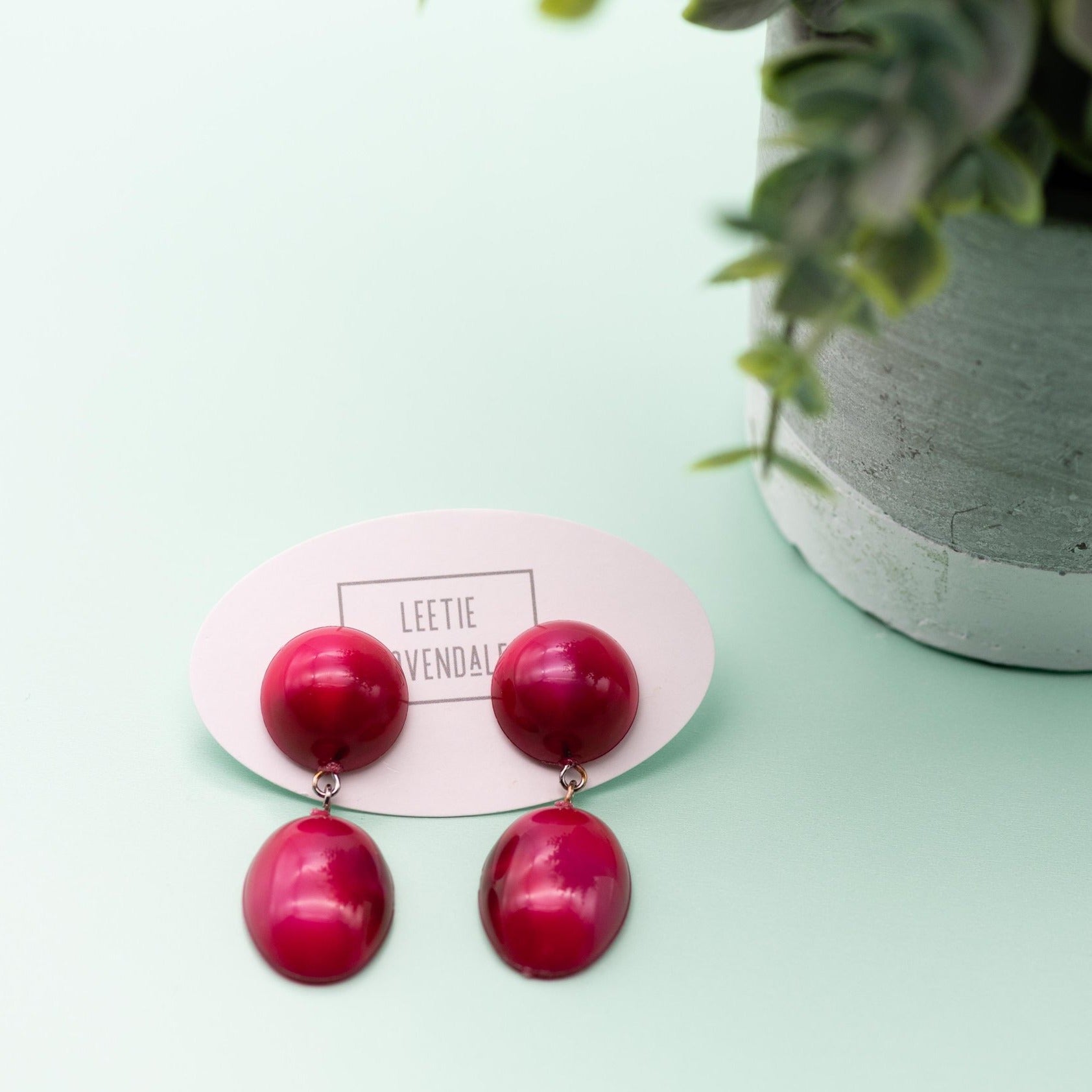 cranberry aura glow earrings
