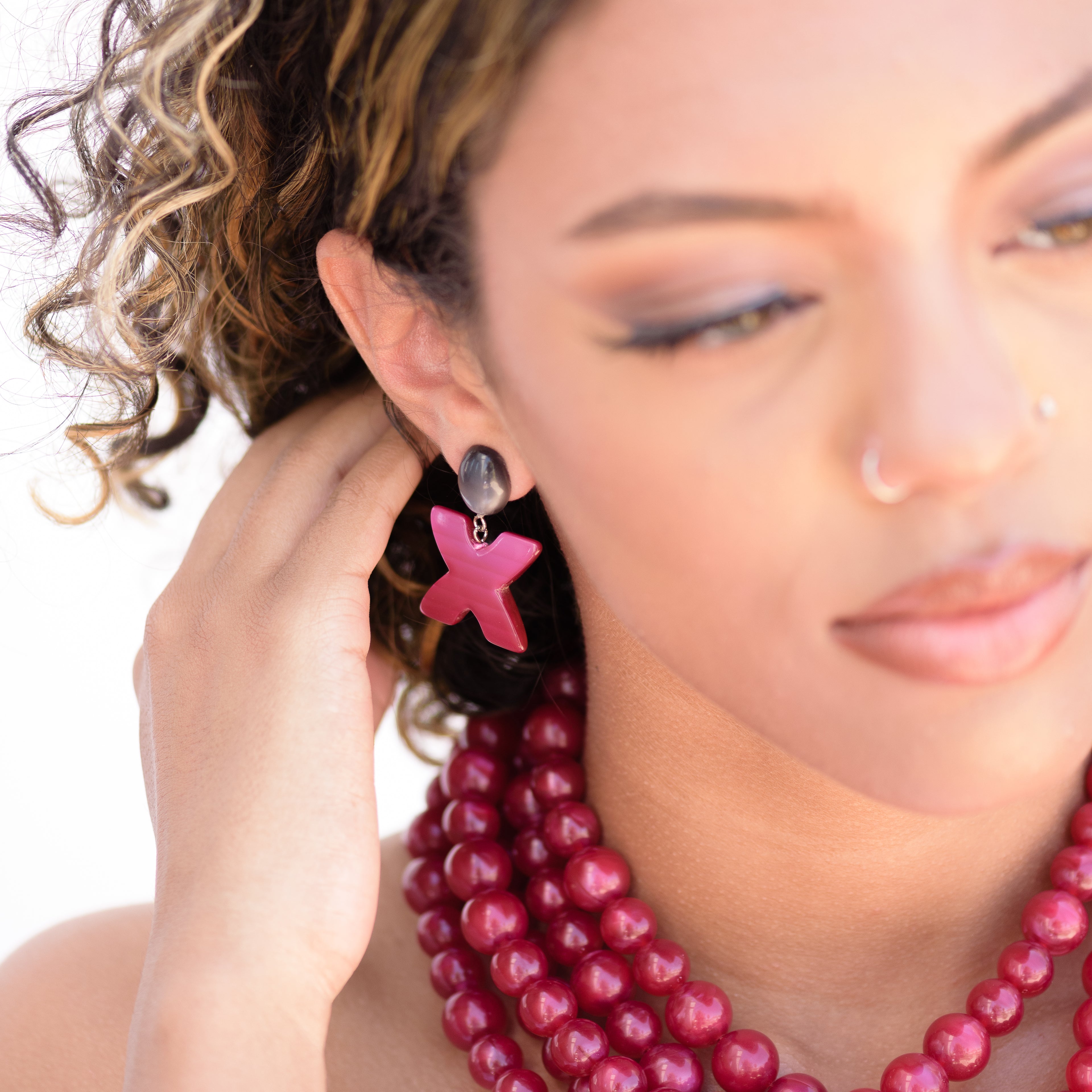 Grey & Magenta Striped &