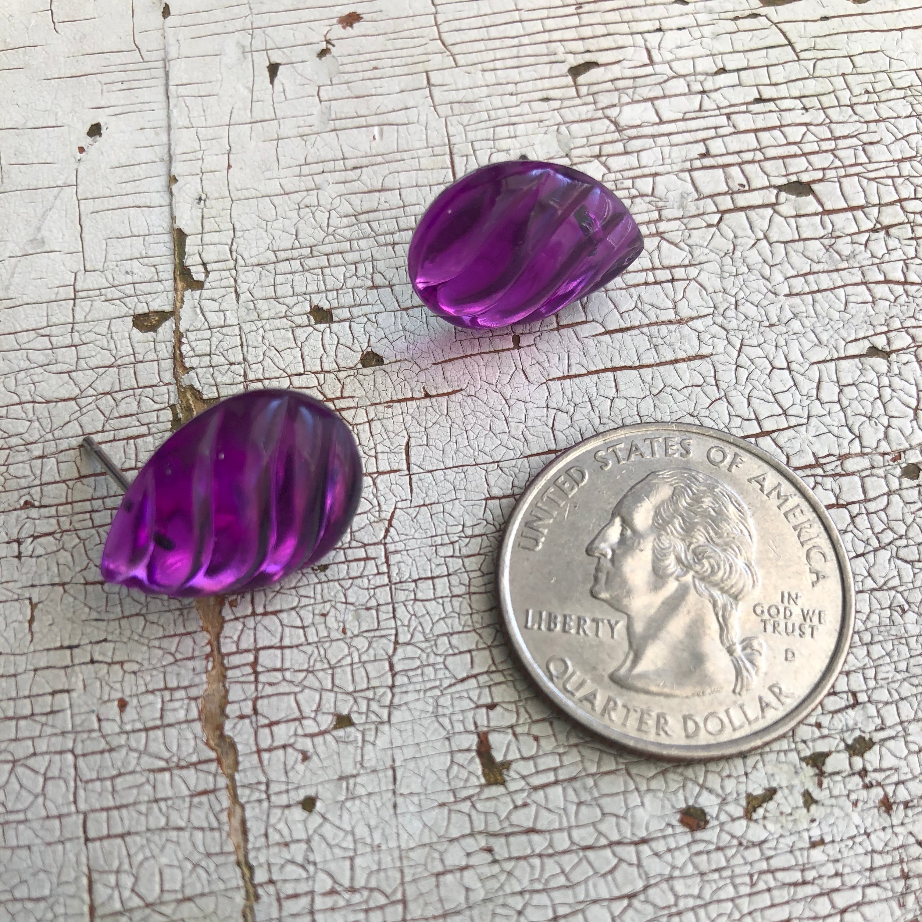 teardrop stud earrings