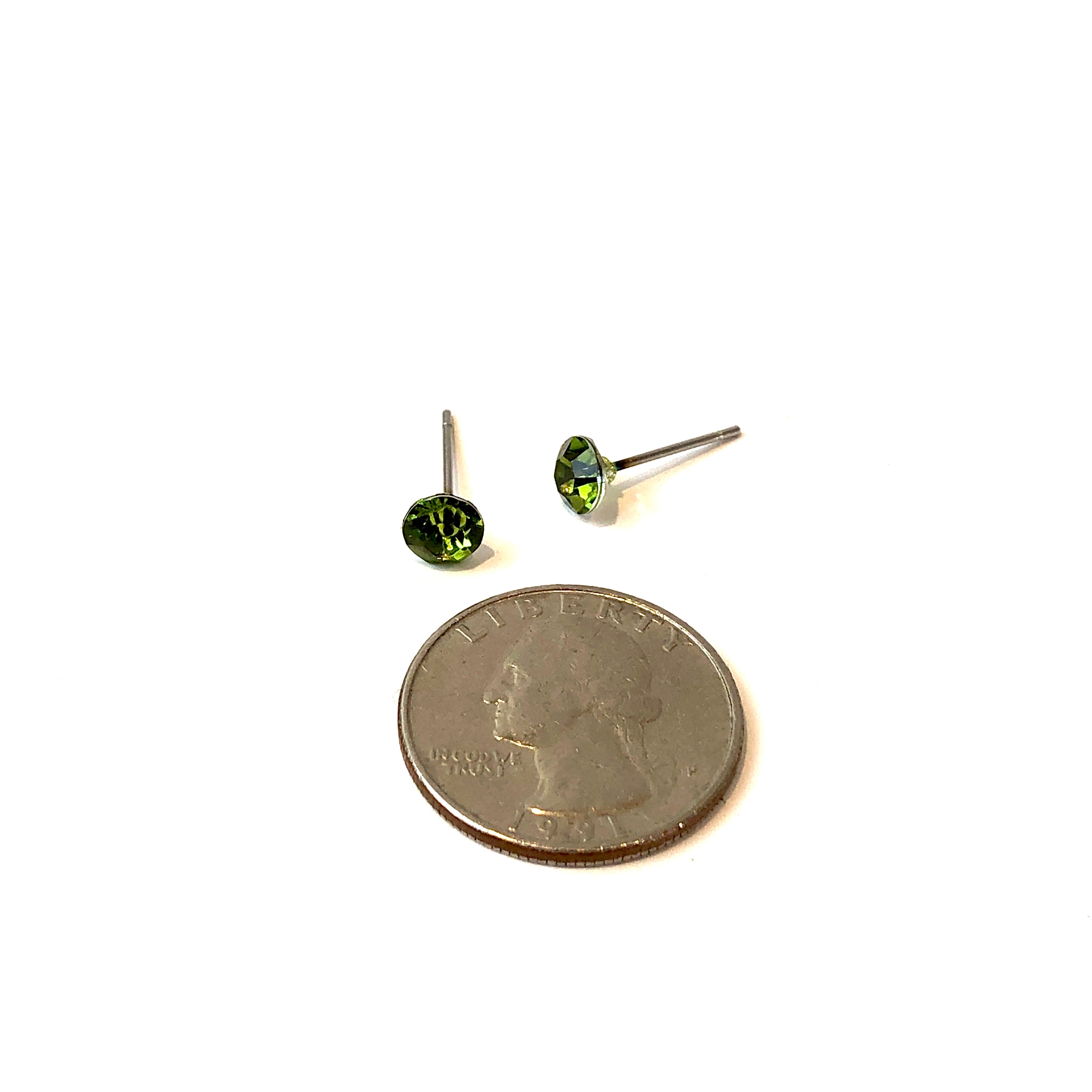green faceted studs