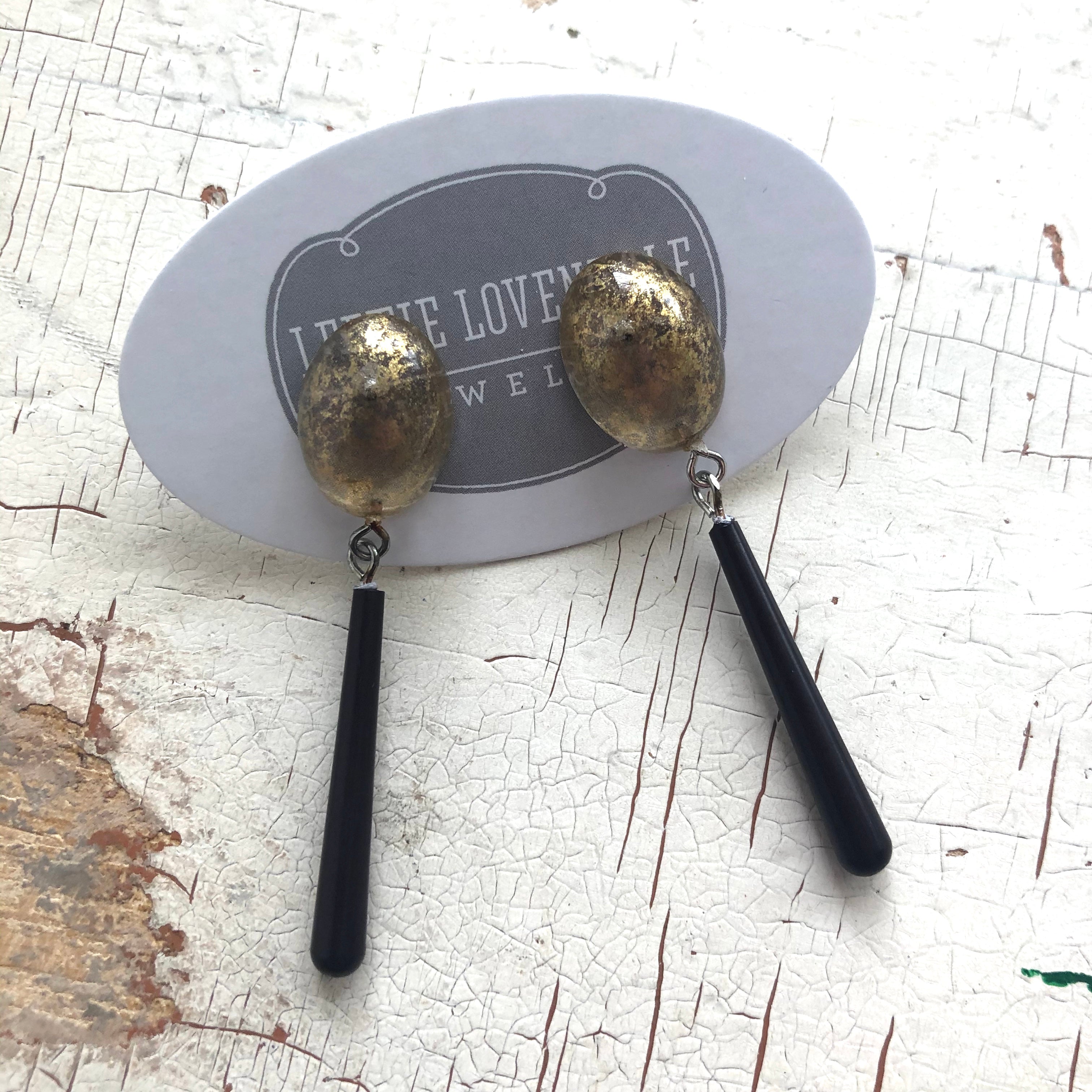 gold metallic black earrings