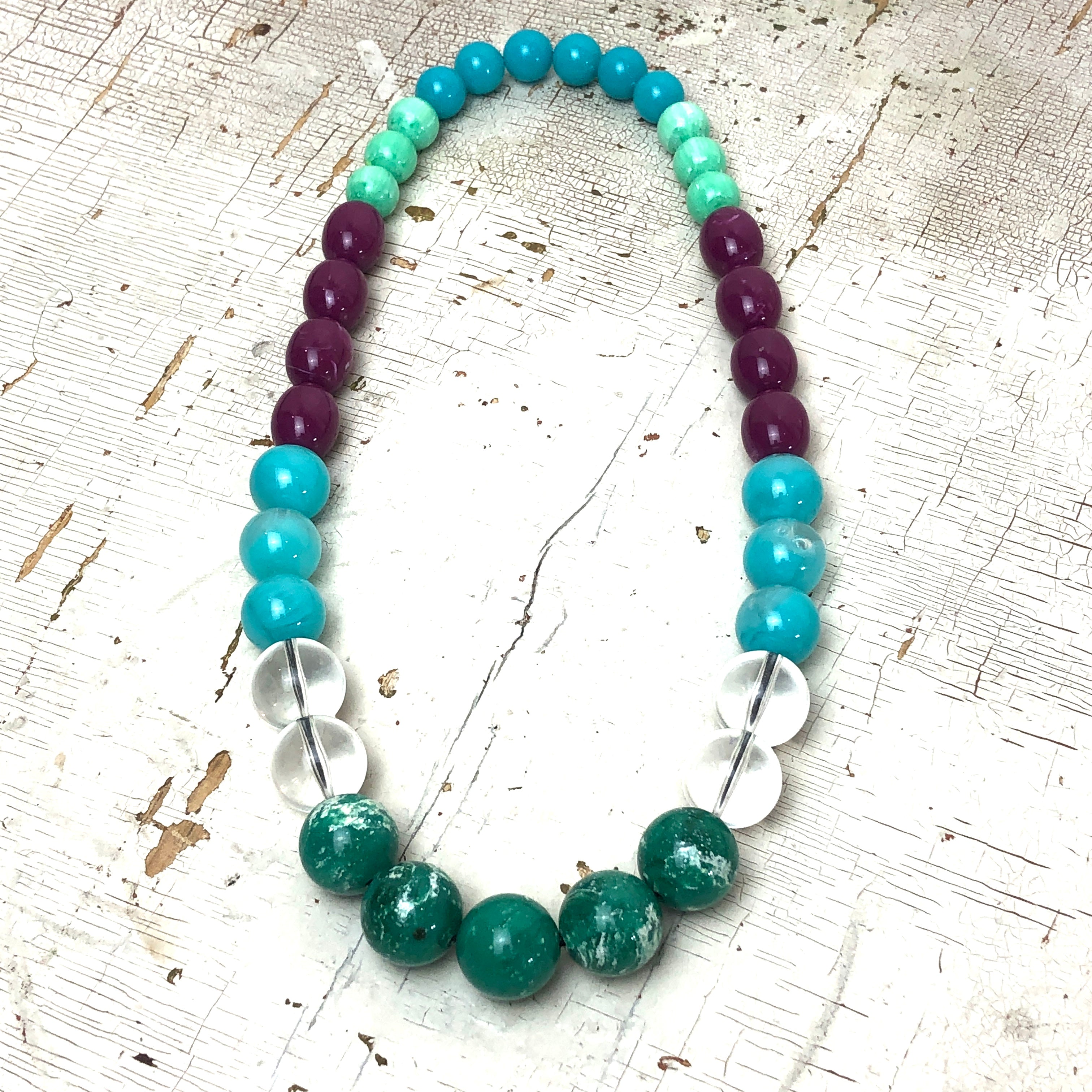 vintage resin necklace