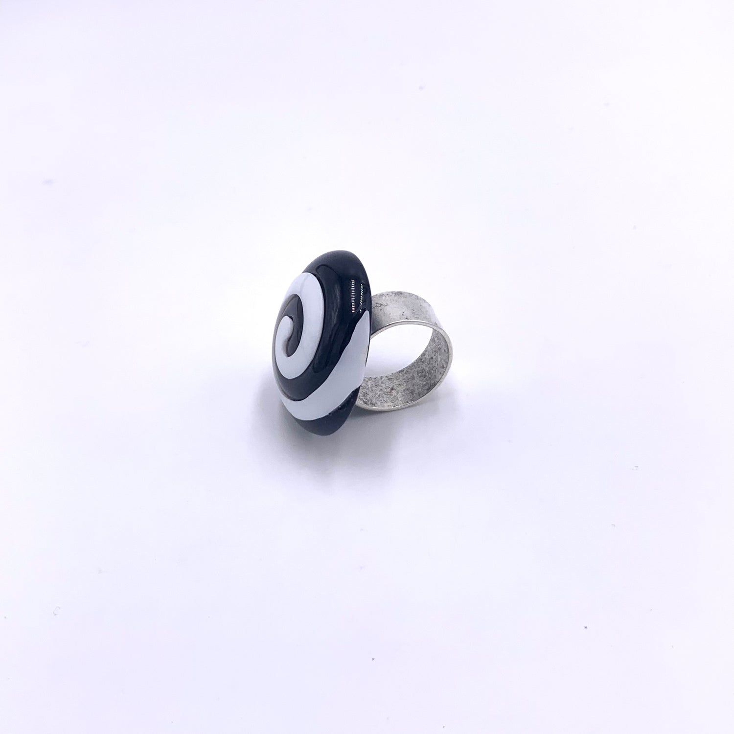 Black &amp; White Swirl Cocktail Ring
