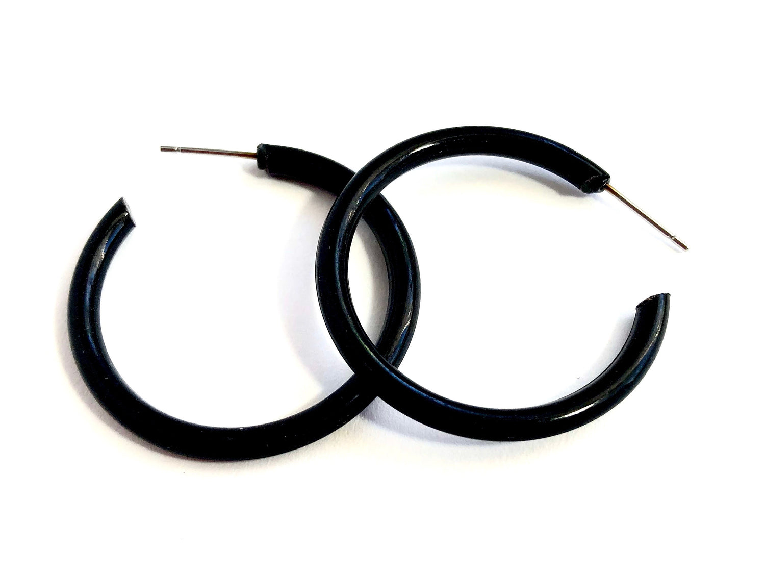thin black hoop earrings