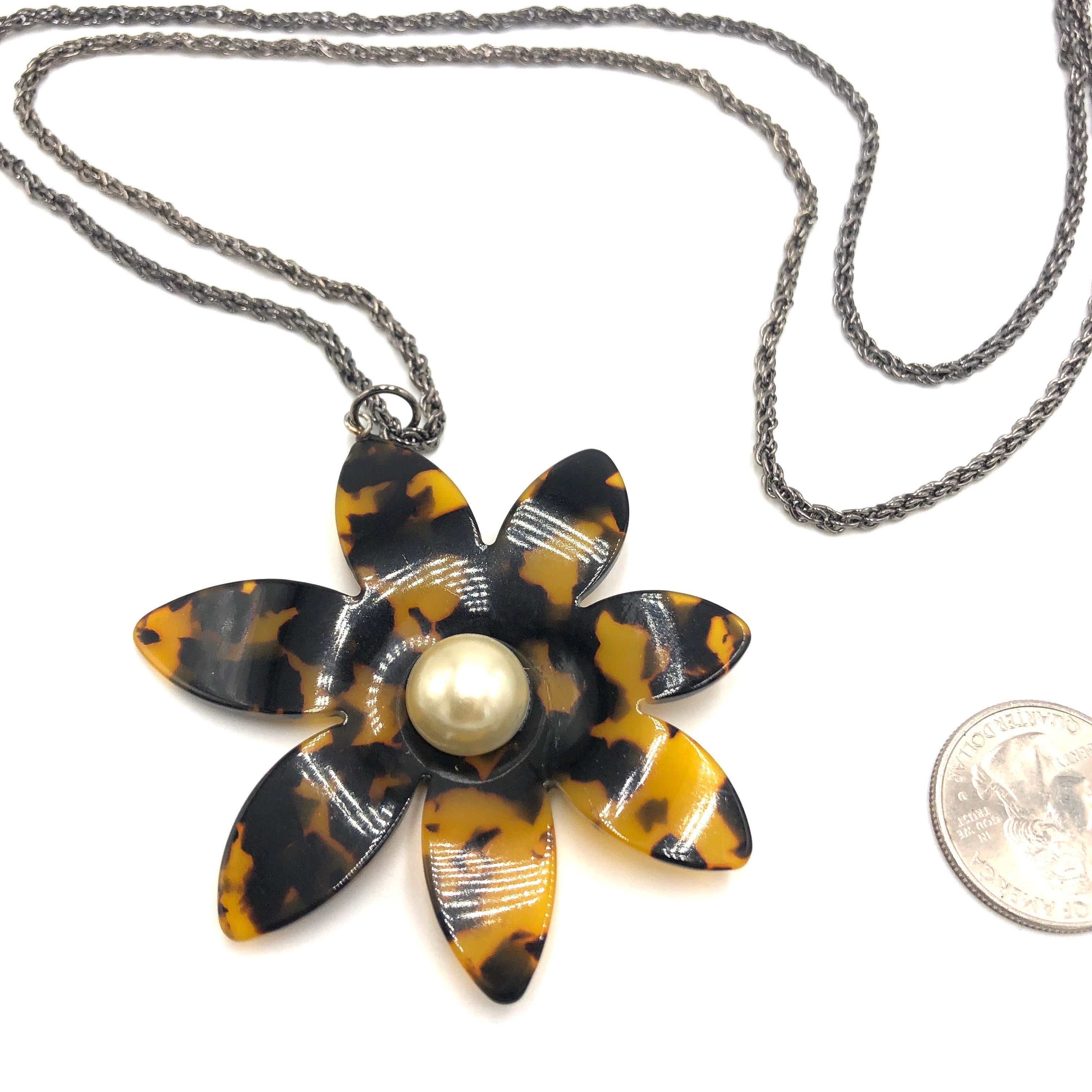 Tortoise Flower Pendant Chain Necklace - Long Rope