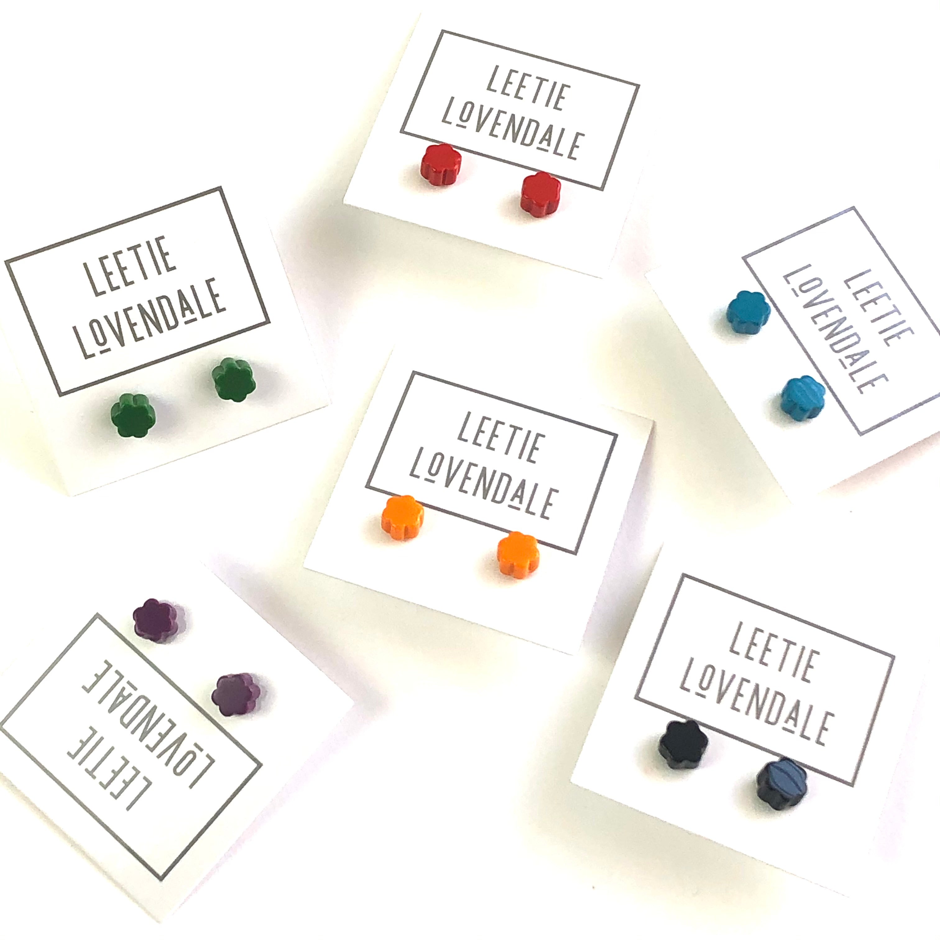 deco daisy lucite earrings