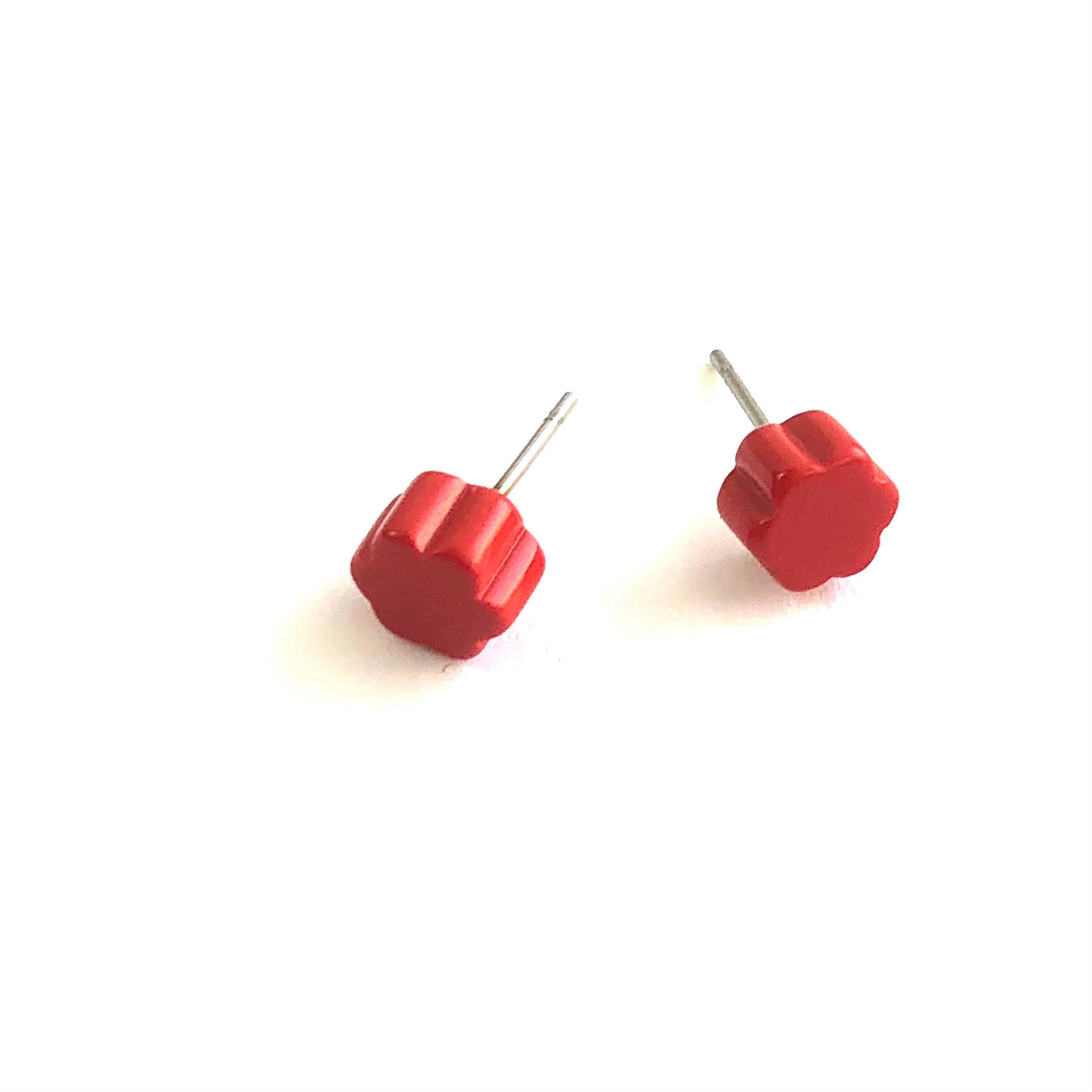 red flower earrings