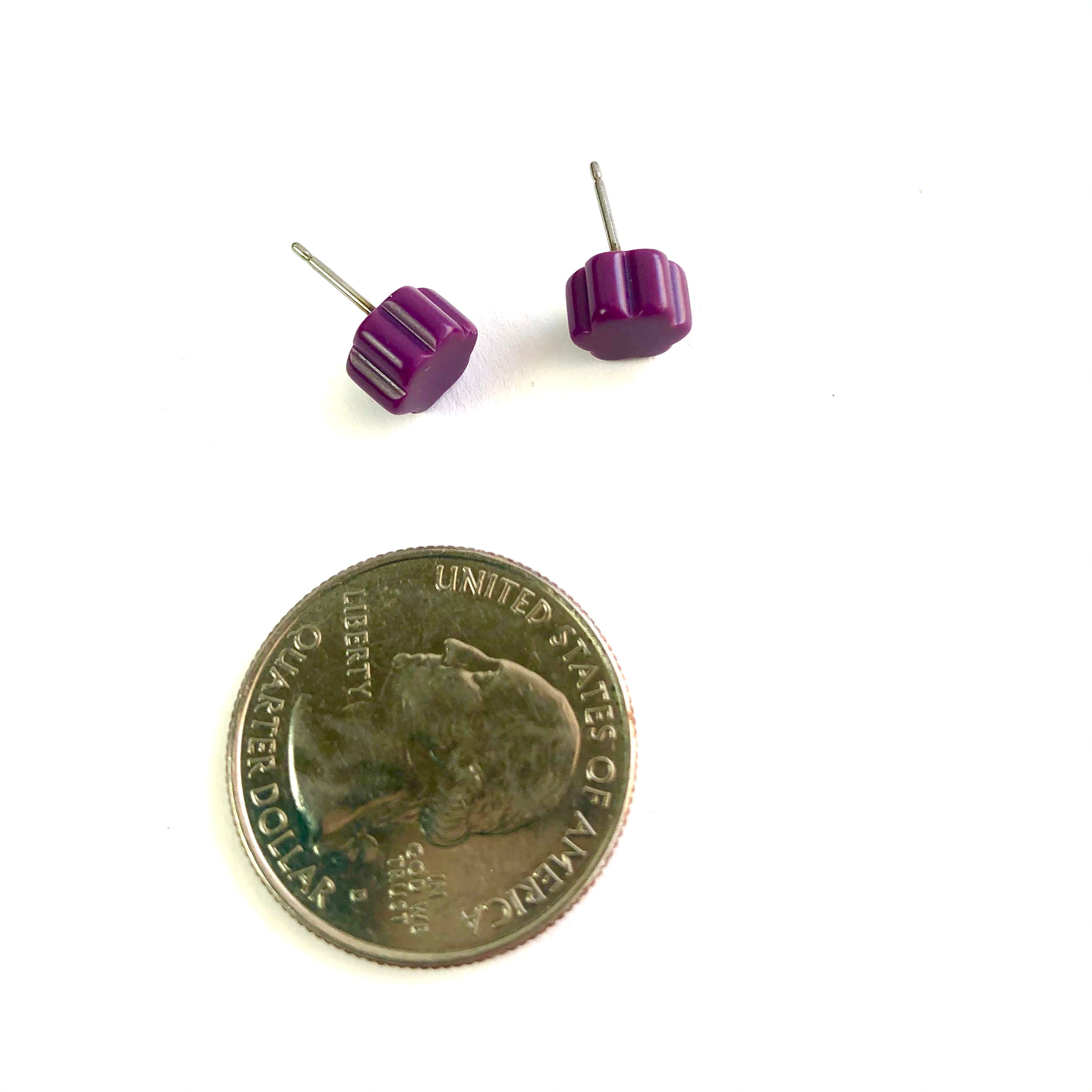 purple daisy earrings