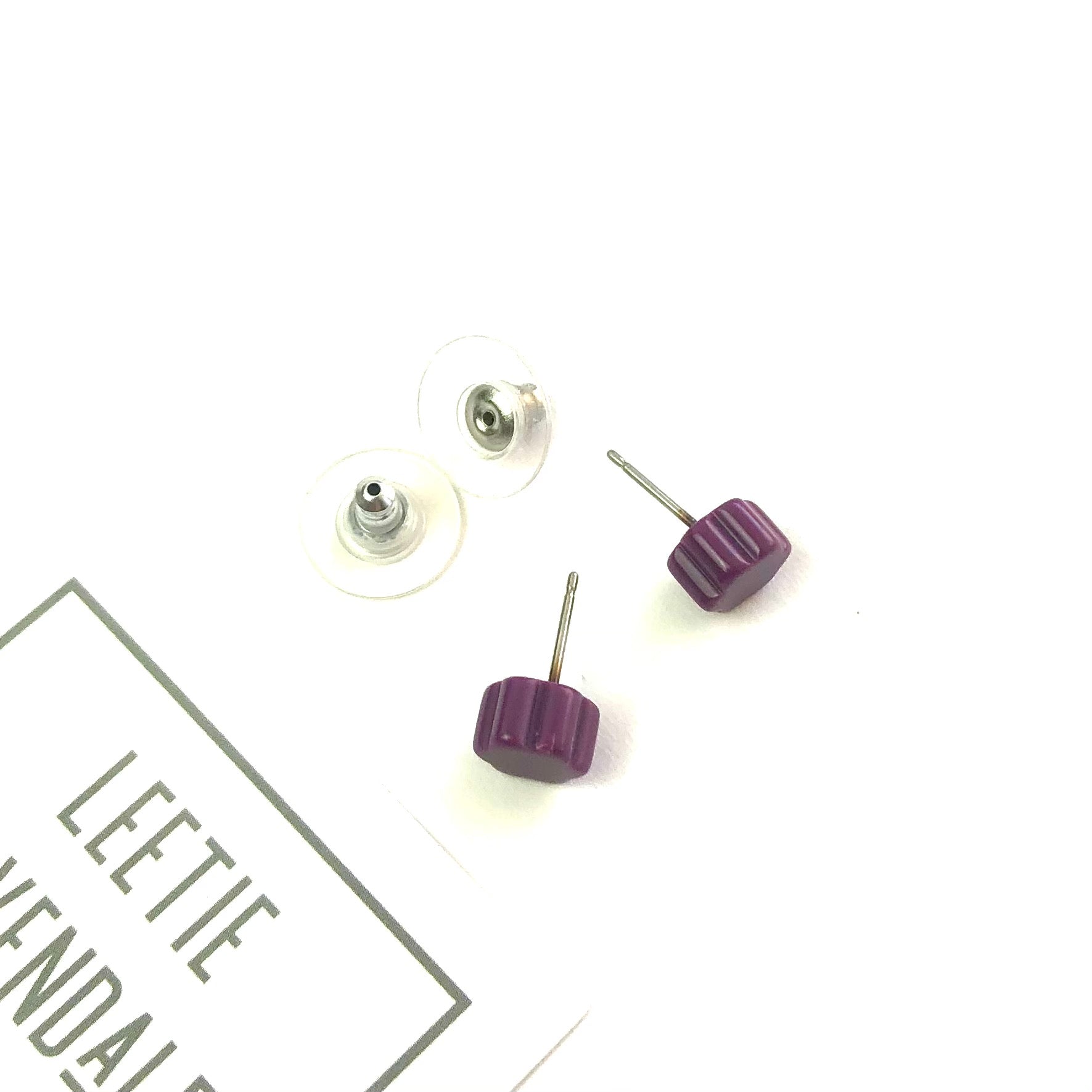 purple daisy studs
