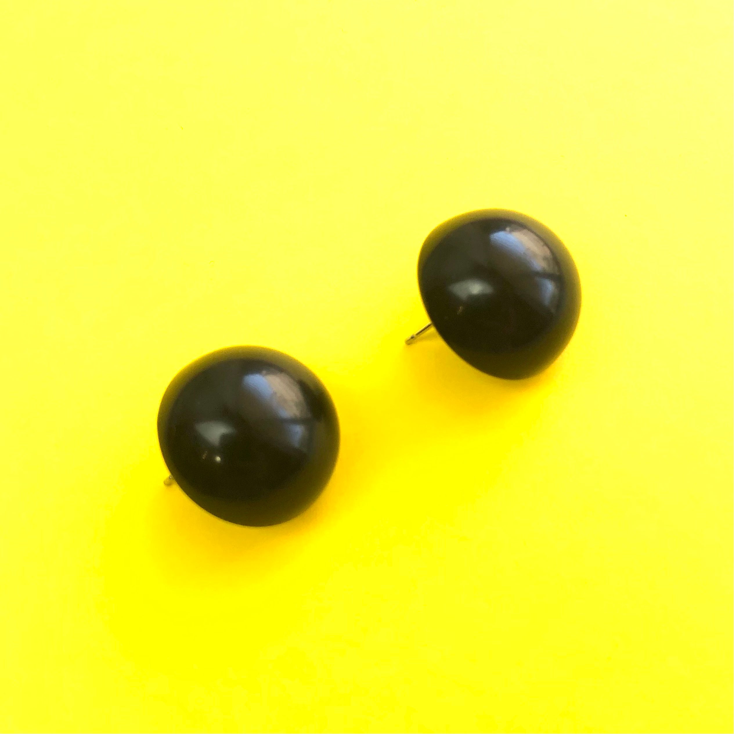 black stud earrings