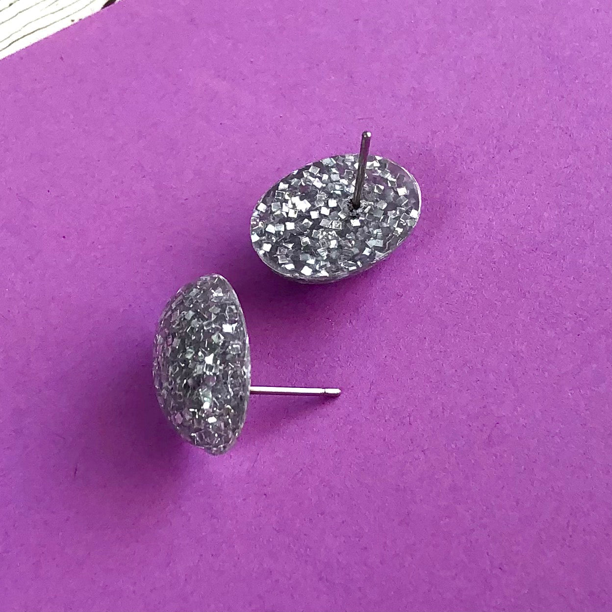 oval glitter studs