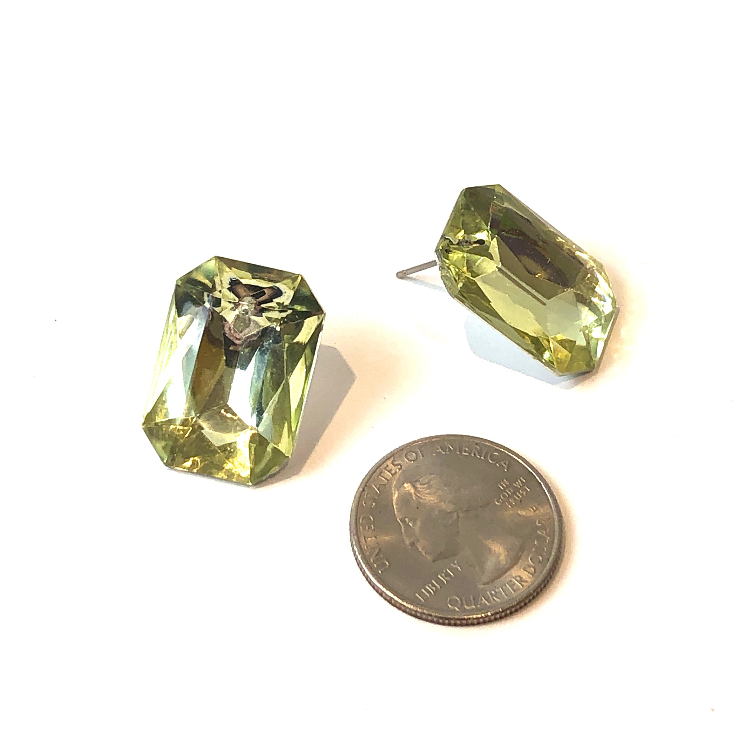 yellow faceted stud earrings