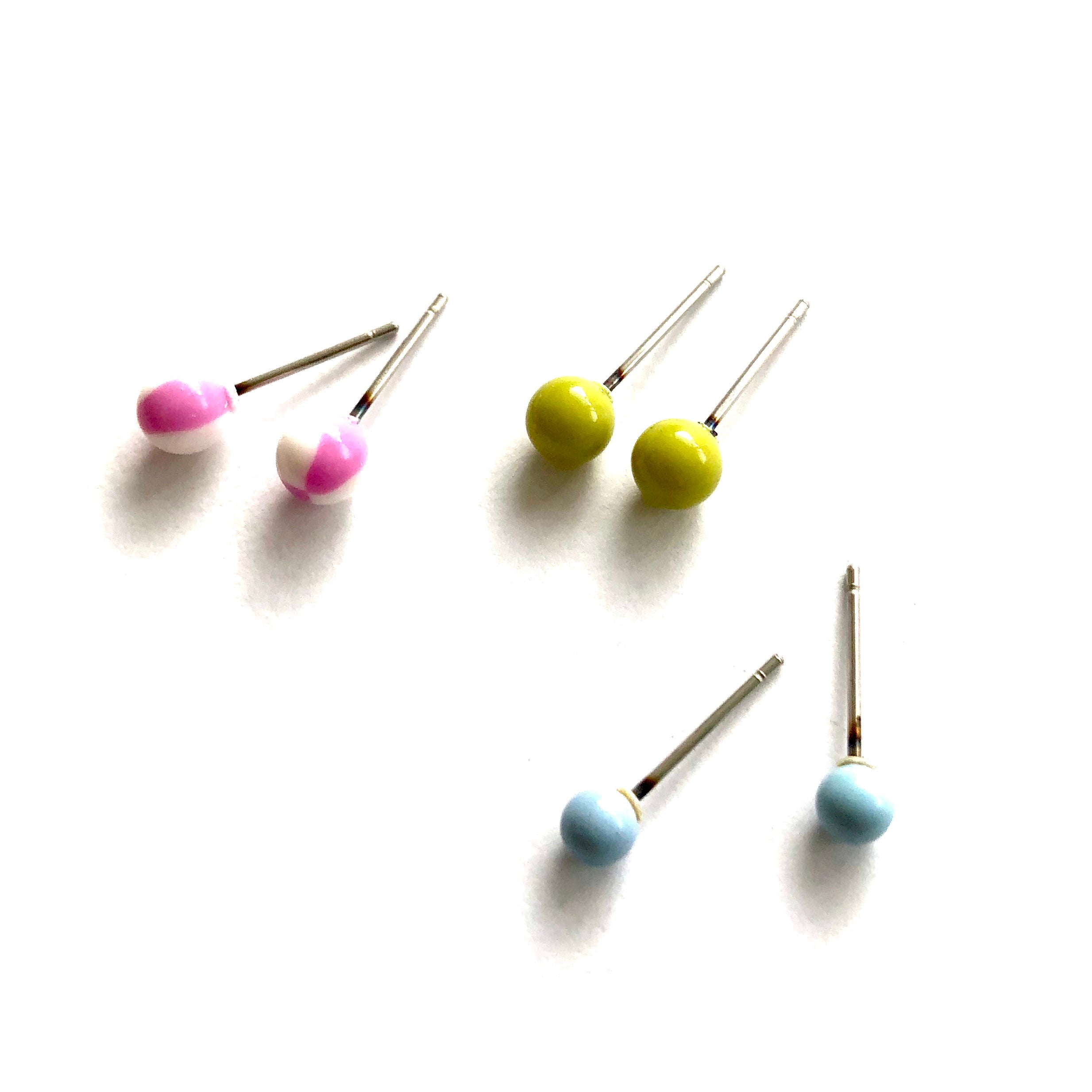 small stud earrings
