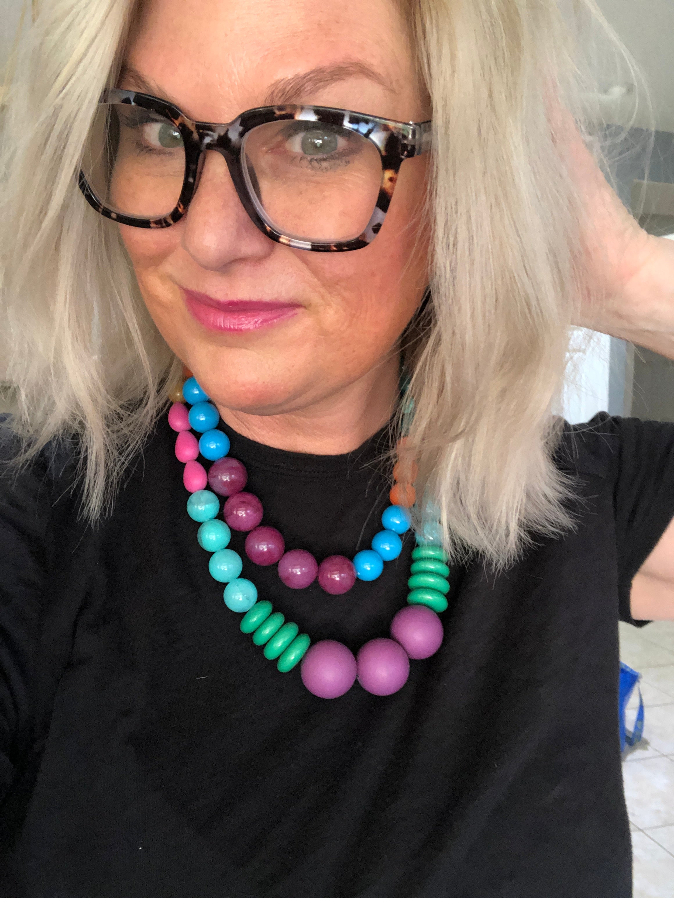 colorful redin necklaces