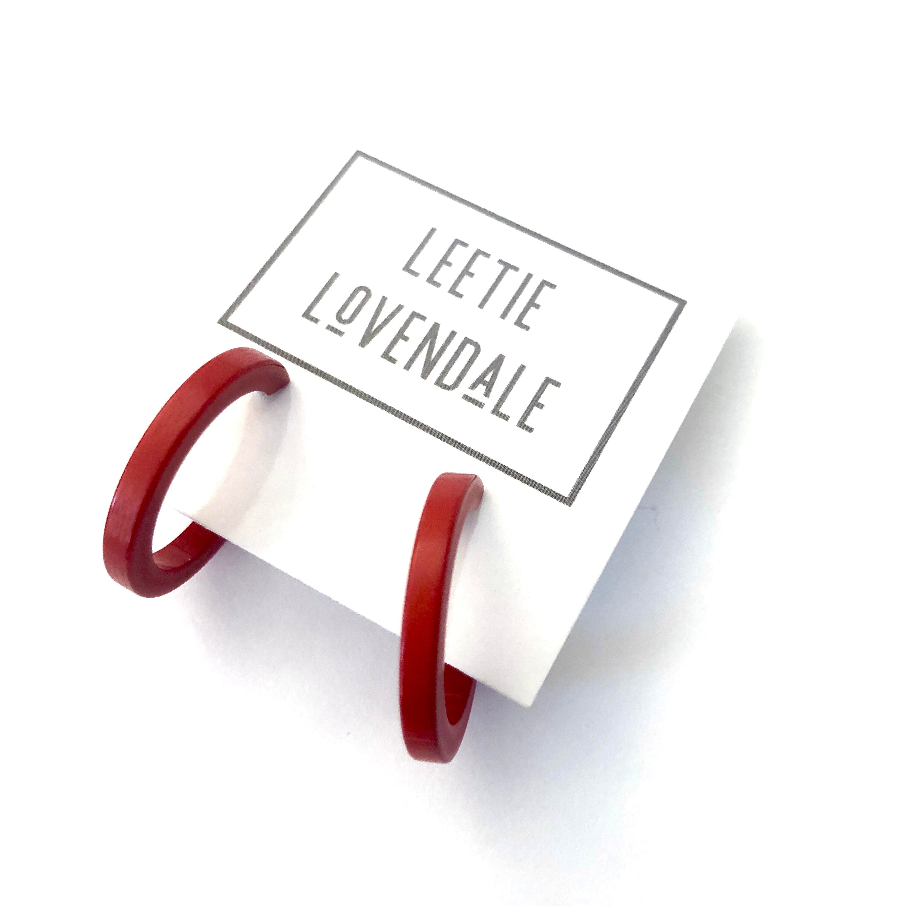 minimalist hoop plastic