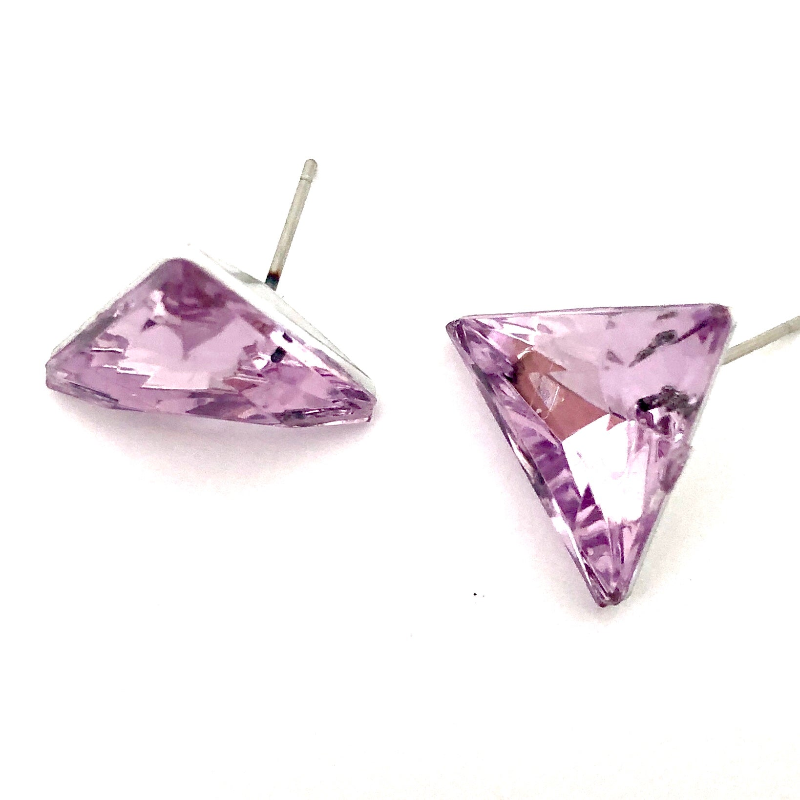 Vitrail Light Amethyst Faceted Triangle Stud Earrings