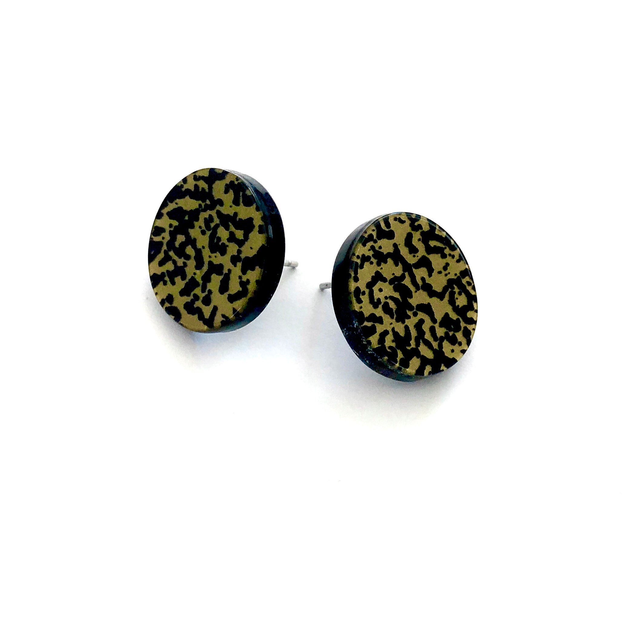 black disc studs