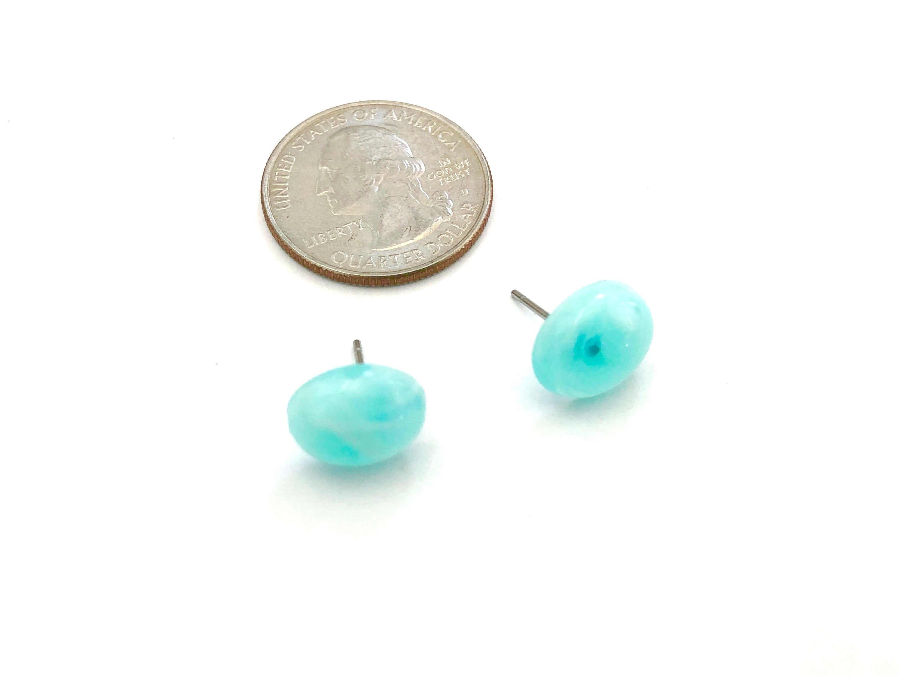 oval stud earring