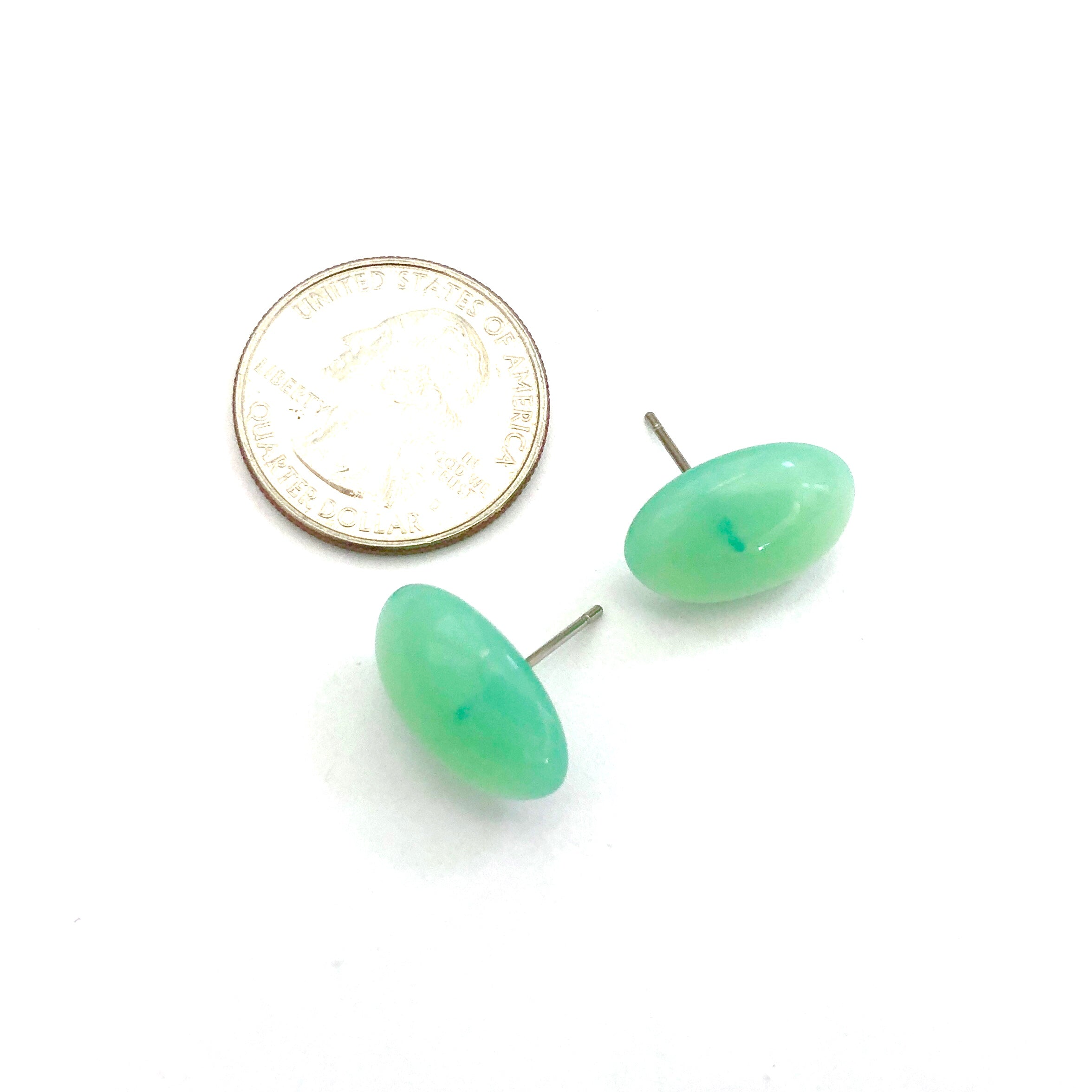 oval lucite stud