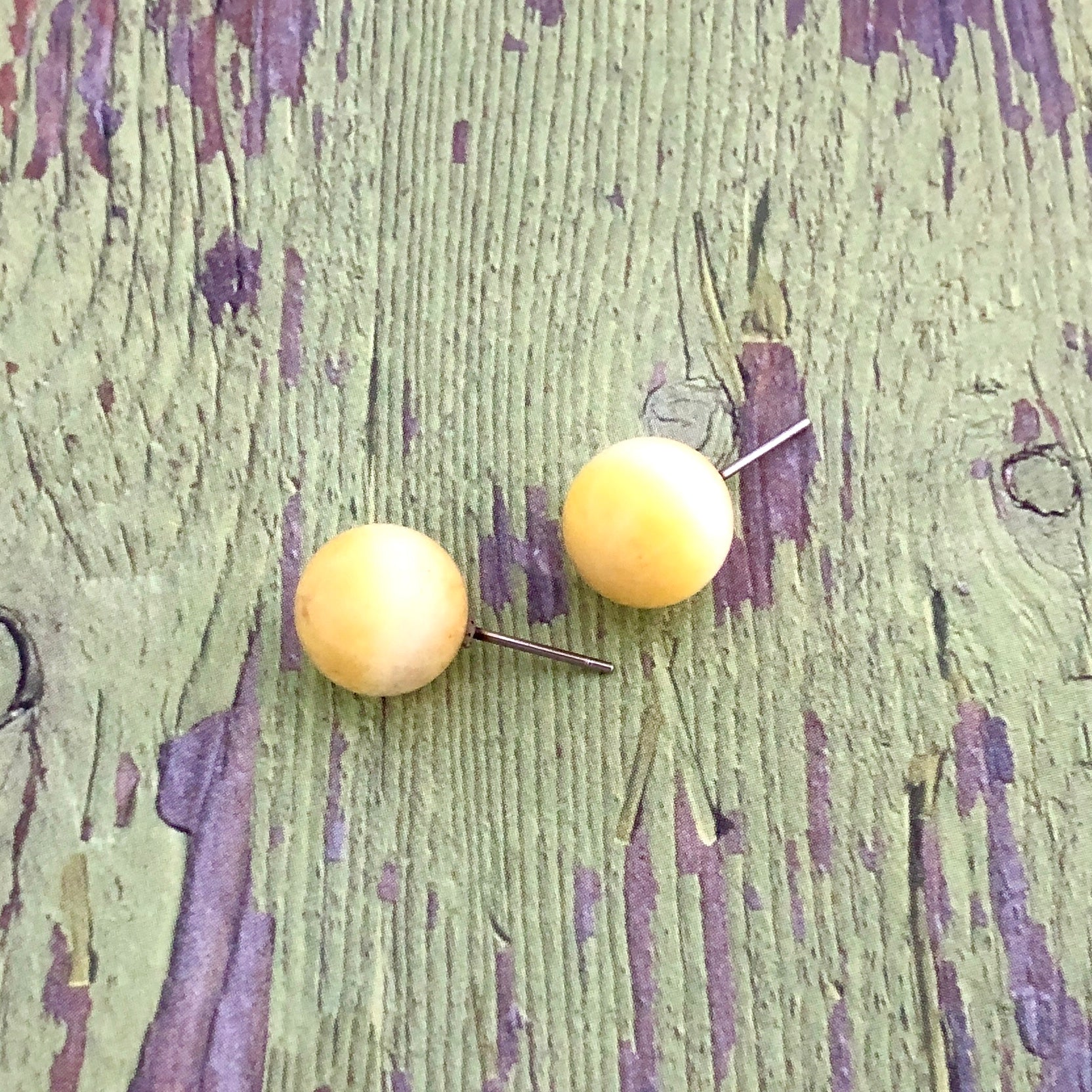 light yellow earrings